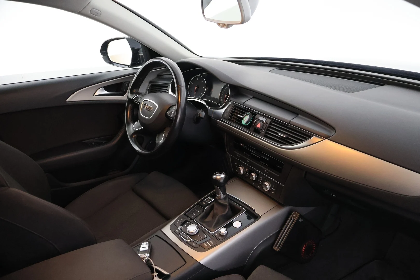 Car Image - 2pW4WHYZtA3bzAxe85B1EI