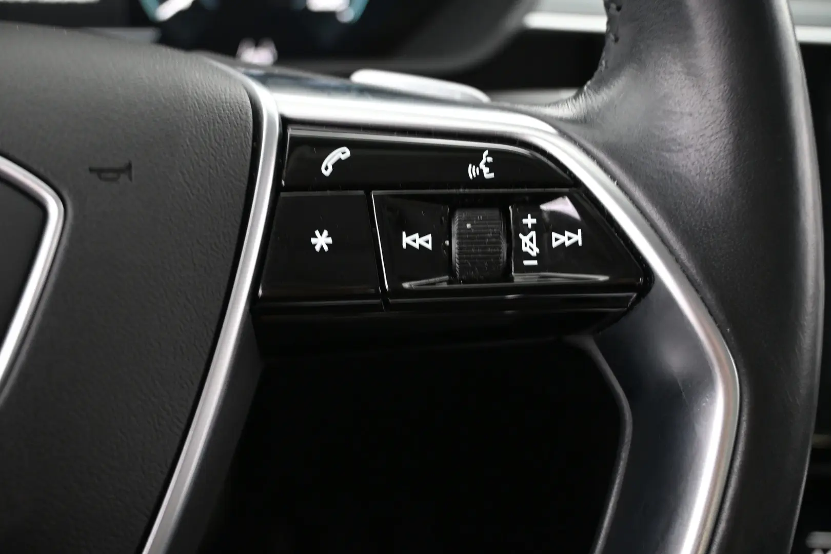 Car Image - 2FlHjuij34xjcjoTugVVCb