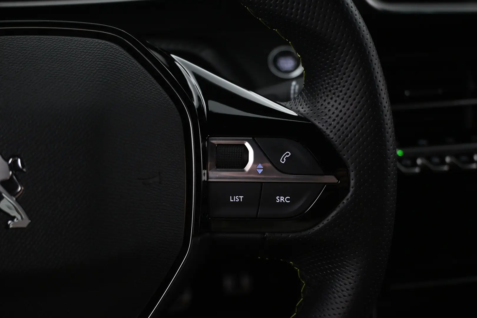 Car Image - sXxo6xBxXp7fKdJaGDMiL