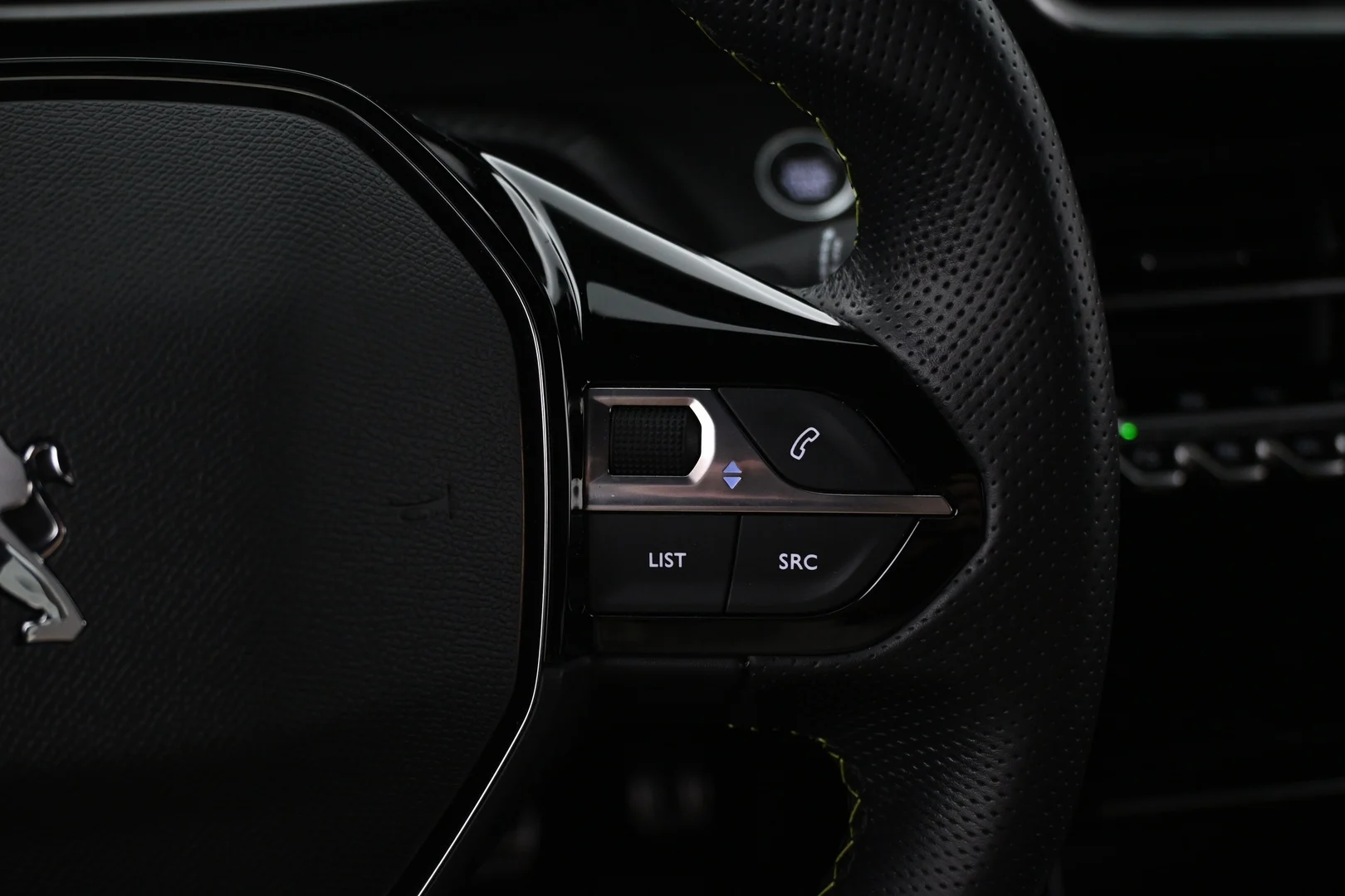 Car Image - sXxo6xBxXp7fKdJaGDMiL