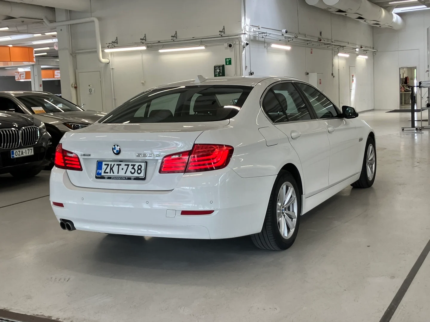 Car Image - 37kjHxqsmwUtrzNgeHtRyX