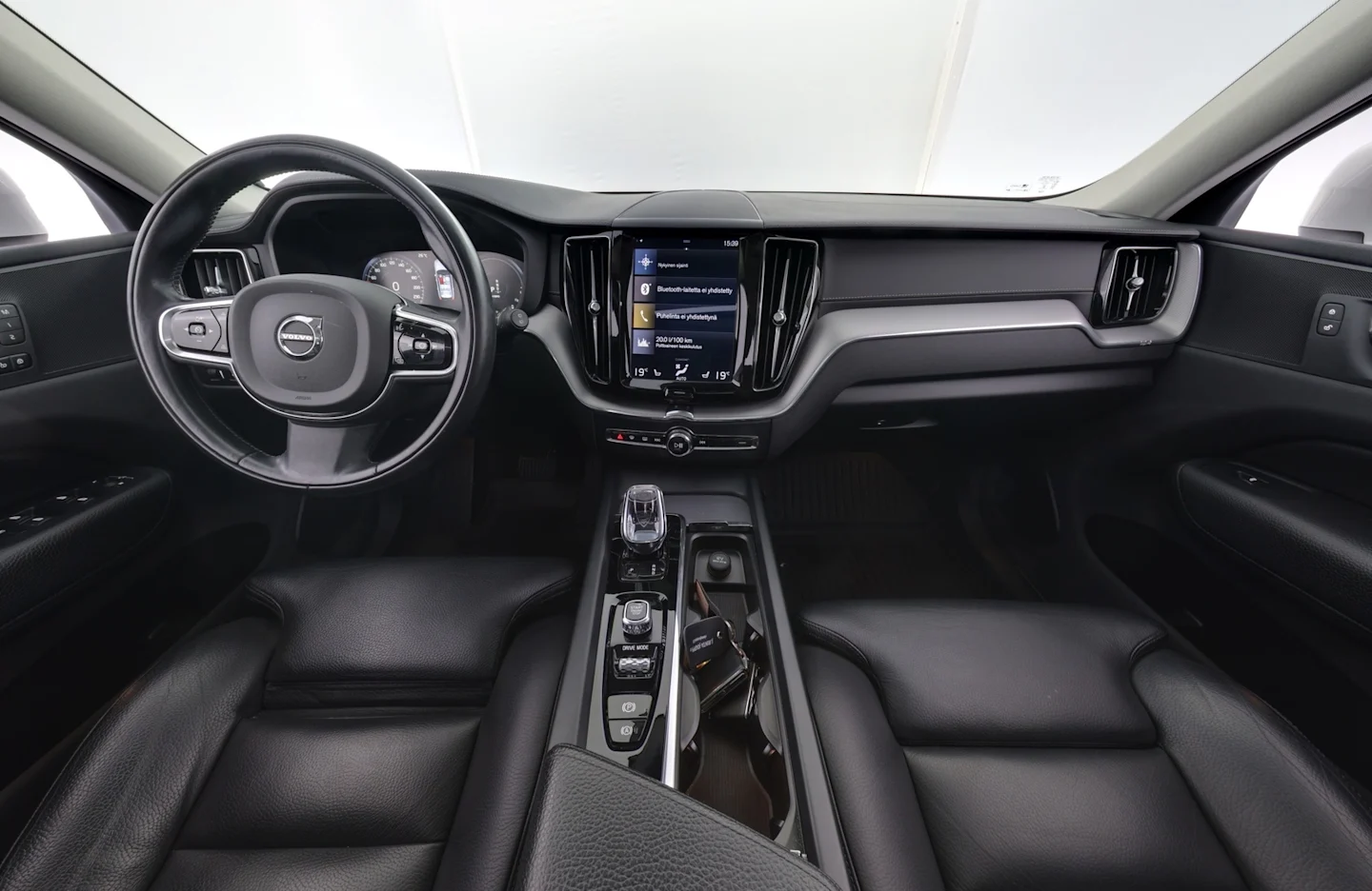 Car Image - 4jD3Rw17j9RaCAW24IcT8s
