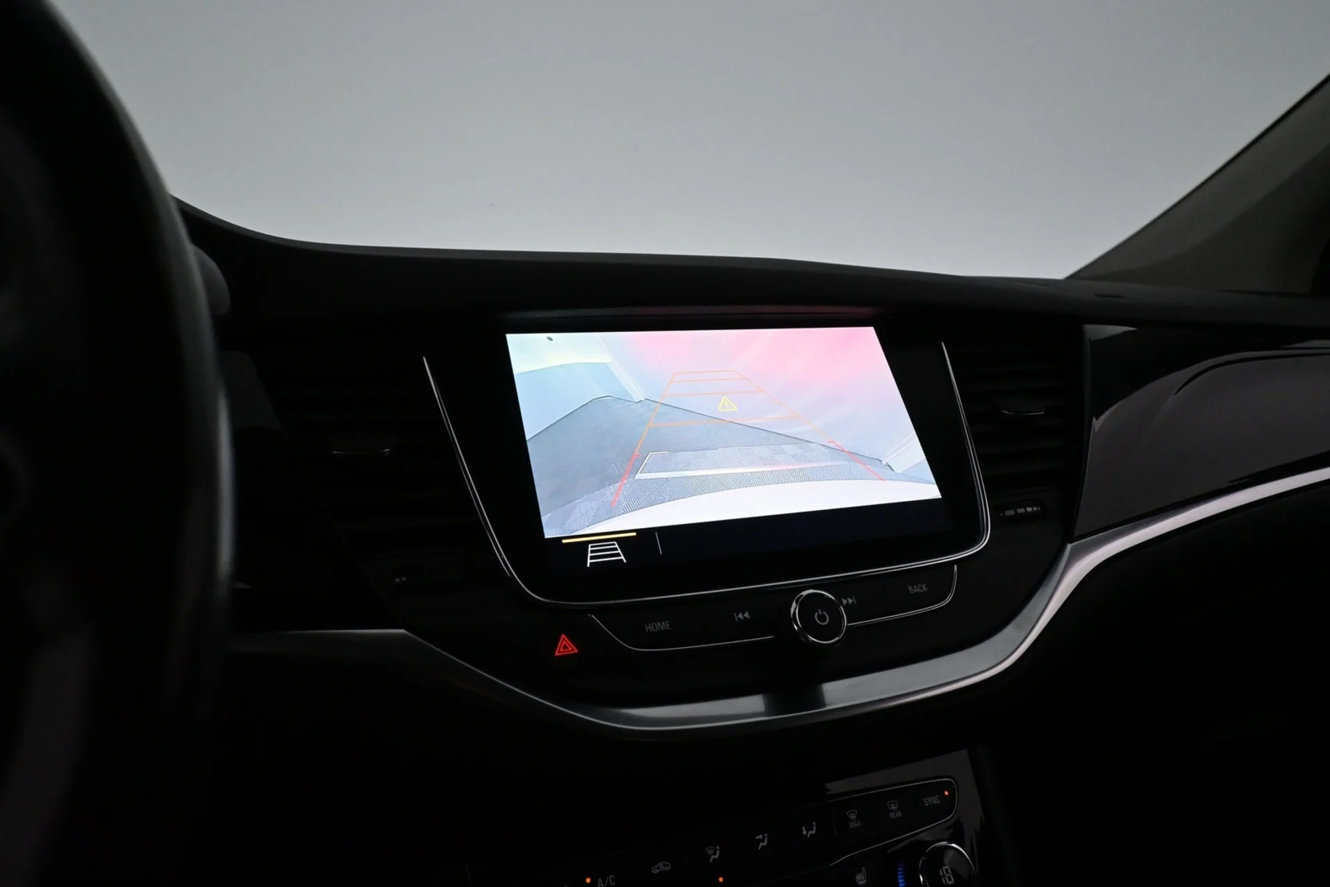 Car Image - 3GNI9cdfTAmhRjToNMeXYD