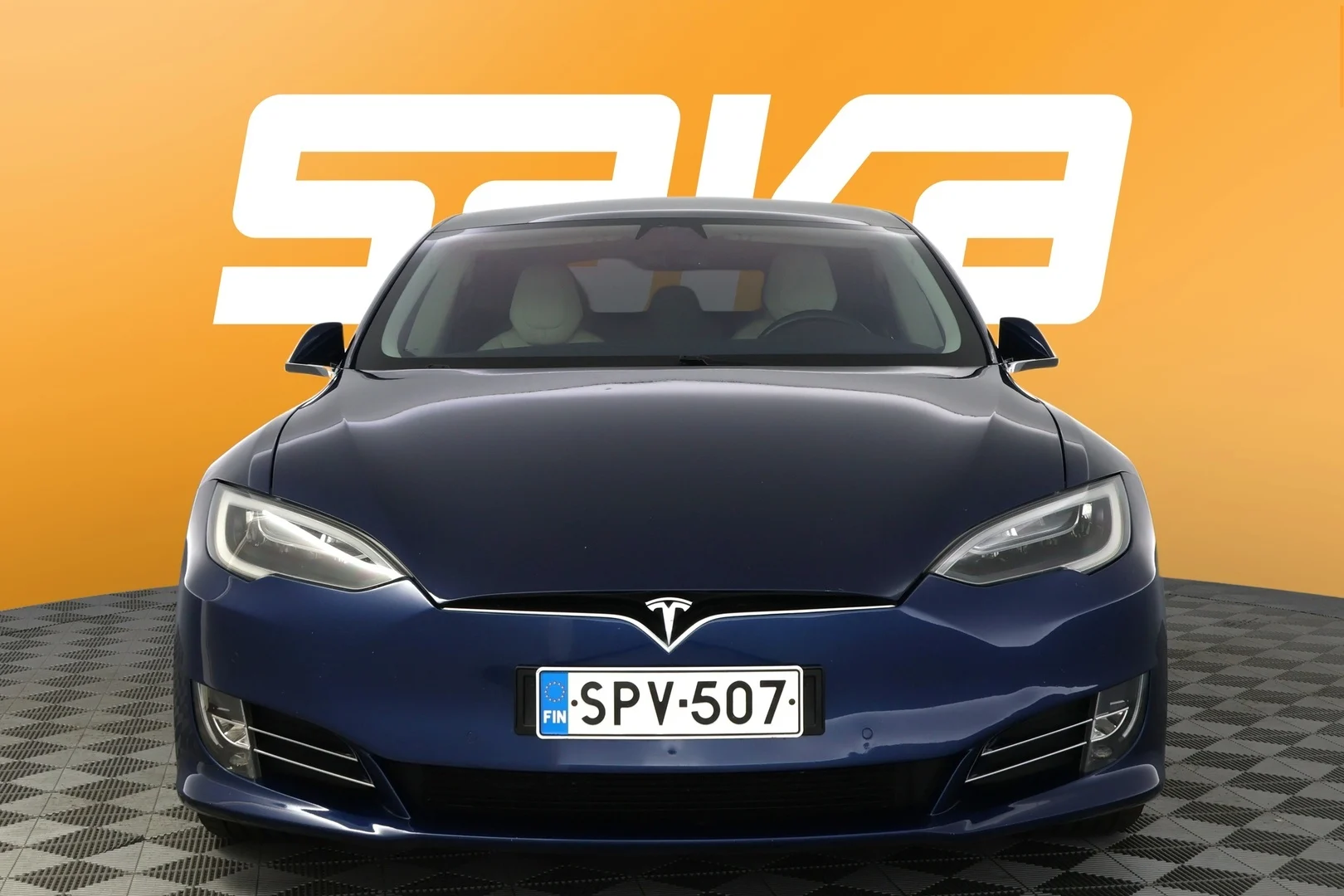 Car Image - 1AtTFjvHlYCrwVbiEaPdaI
