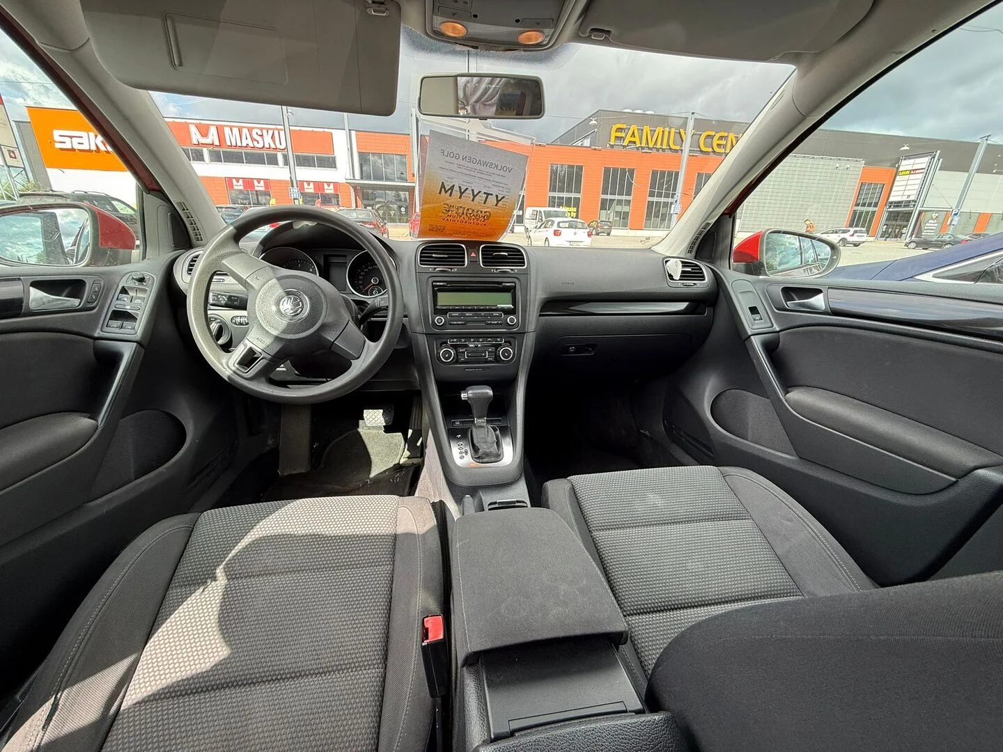 Car Image - HpoWSmL41DD5N1oyPTdHE