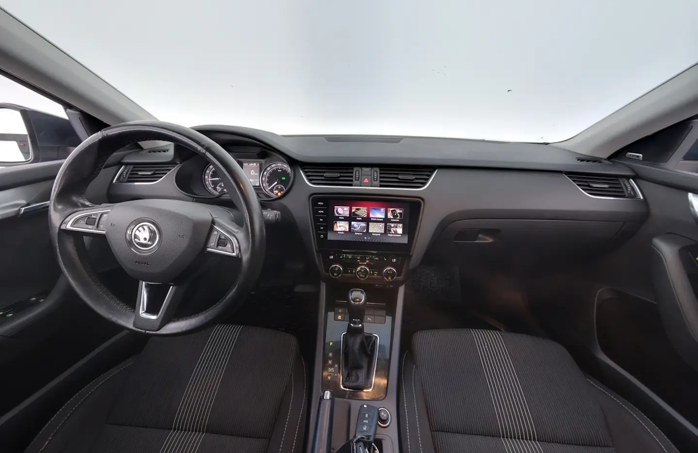 Car Image - 1FLePRkbpOOW2Lhz4dZvne