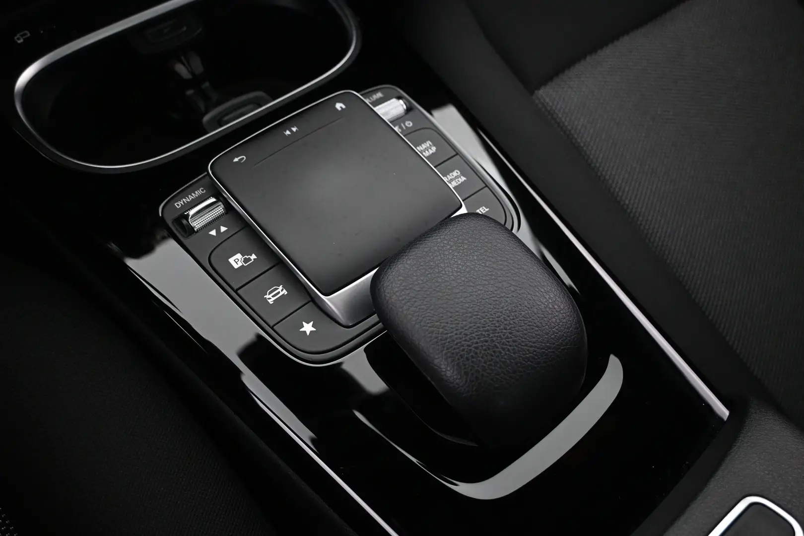 Car Image - 3bYnLbh1nCErvOxznMZzsm
