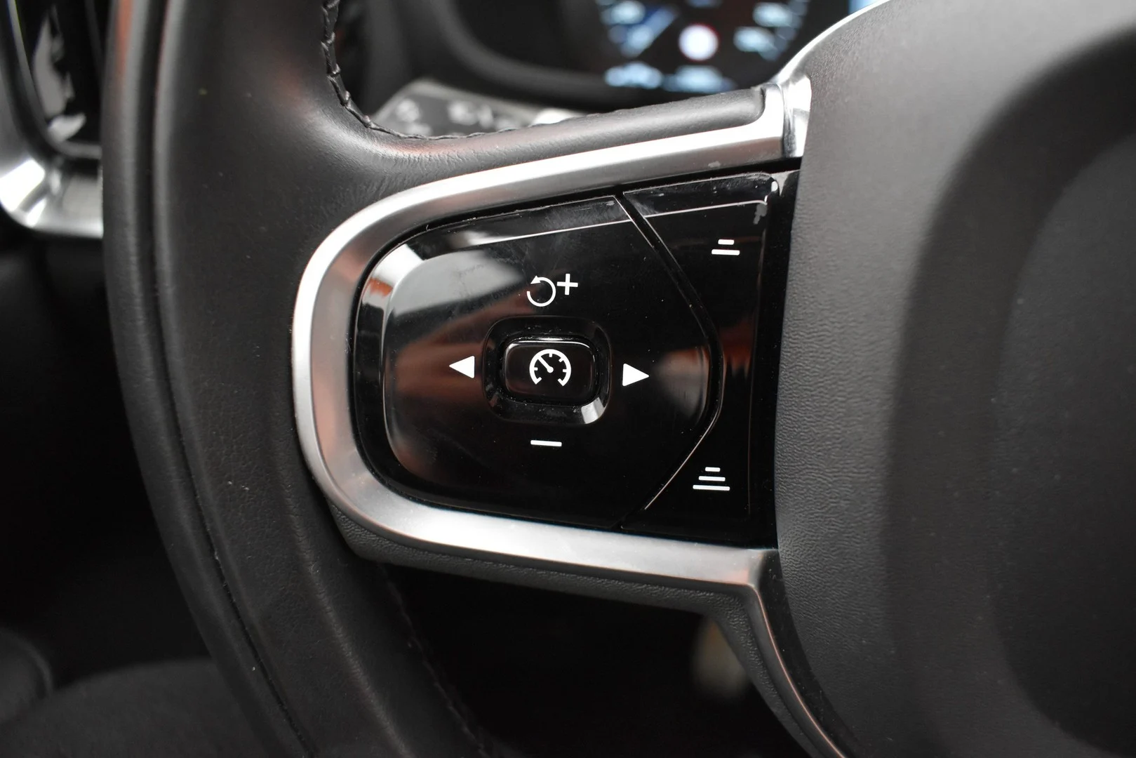 Car Image - 5Sh7Kk7bySMqZpgRxiyyYF