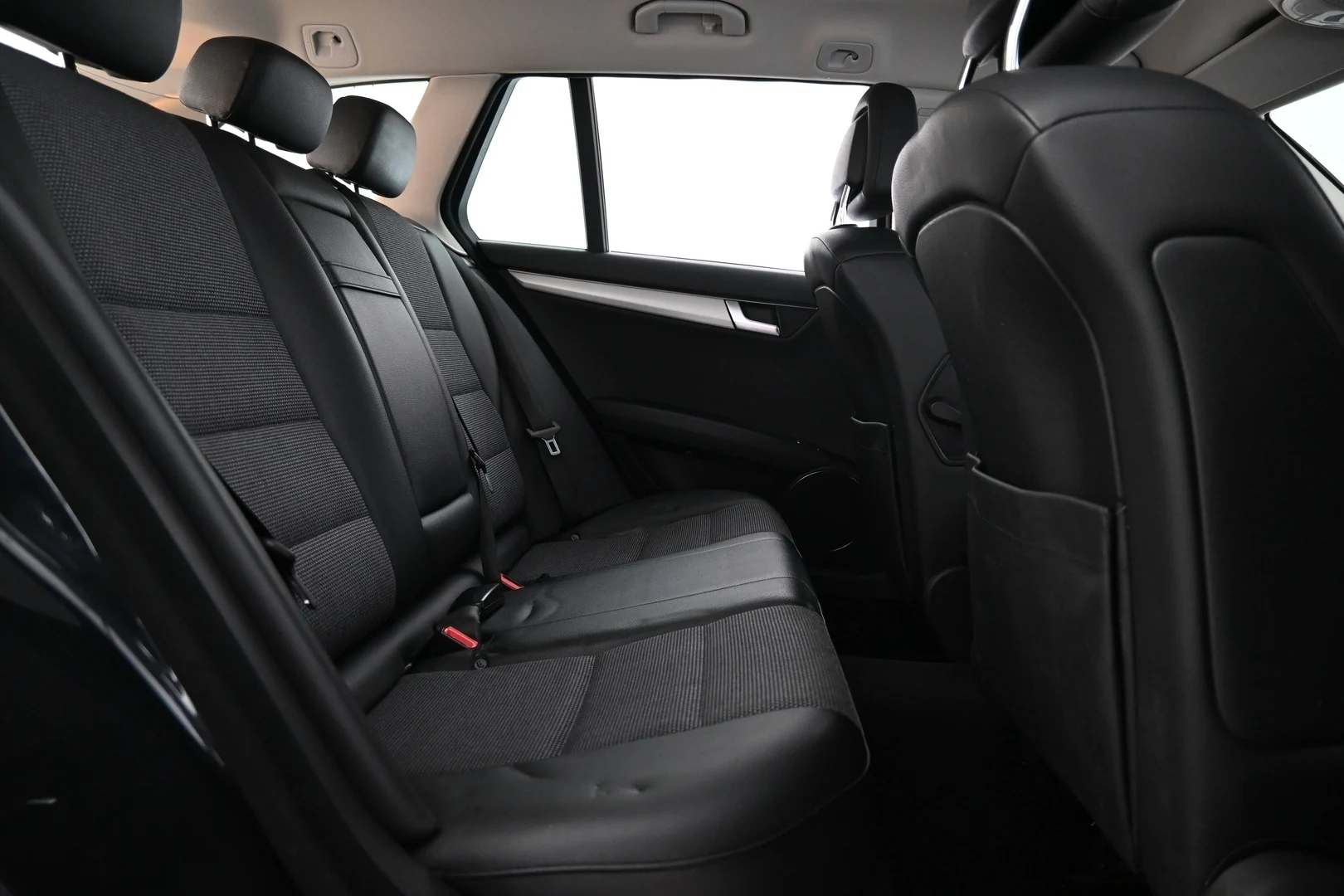 Car Image - 4J4ic9ndNA8BPlkPSetw9P