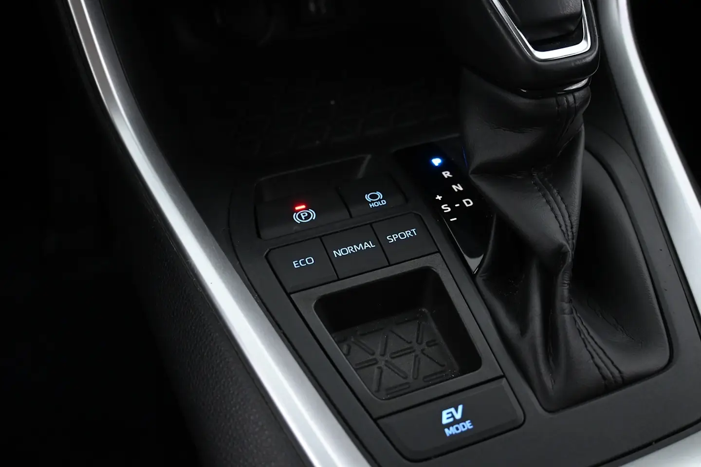 Car Image - 5oAdCf7rbwOk6Vp3ErUloU
