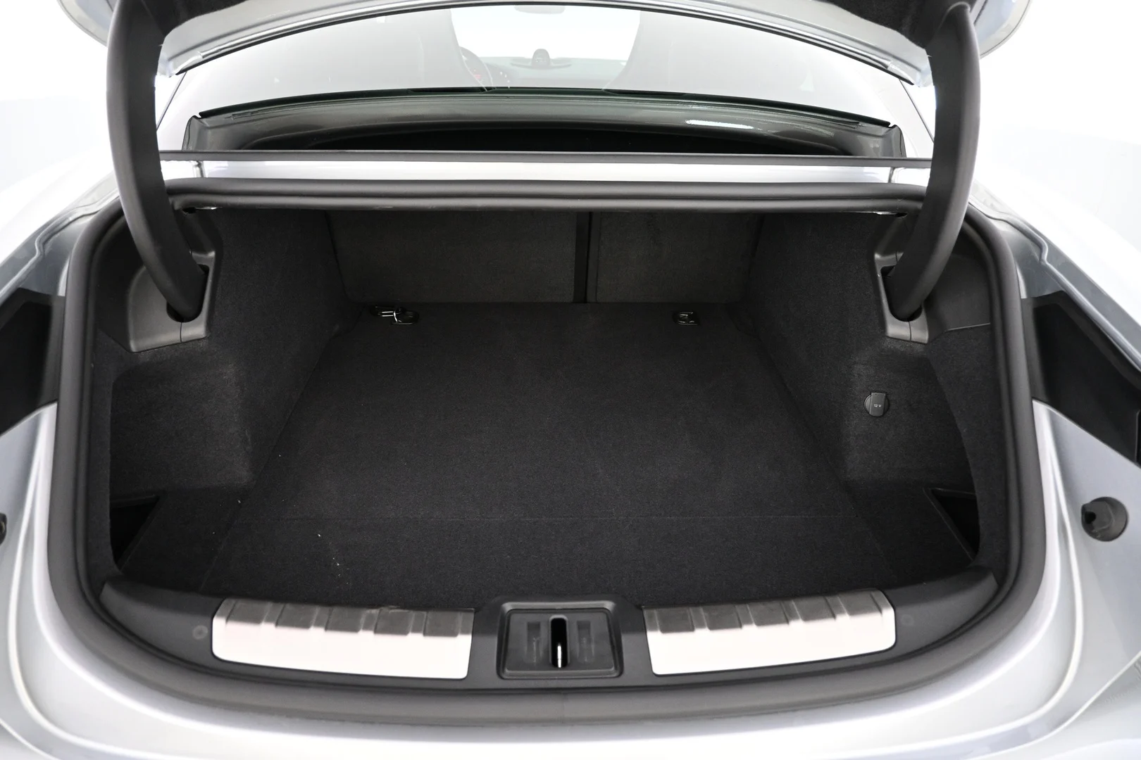 Car Image - 7cZI9Mb7j3LEstyVEqsA4d