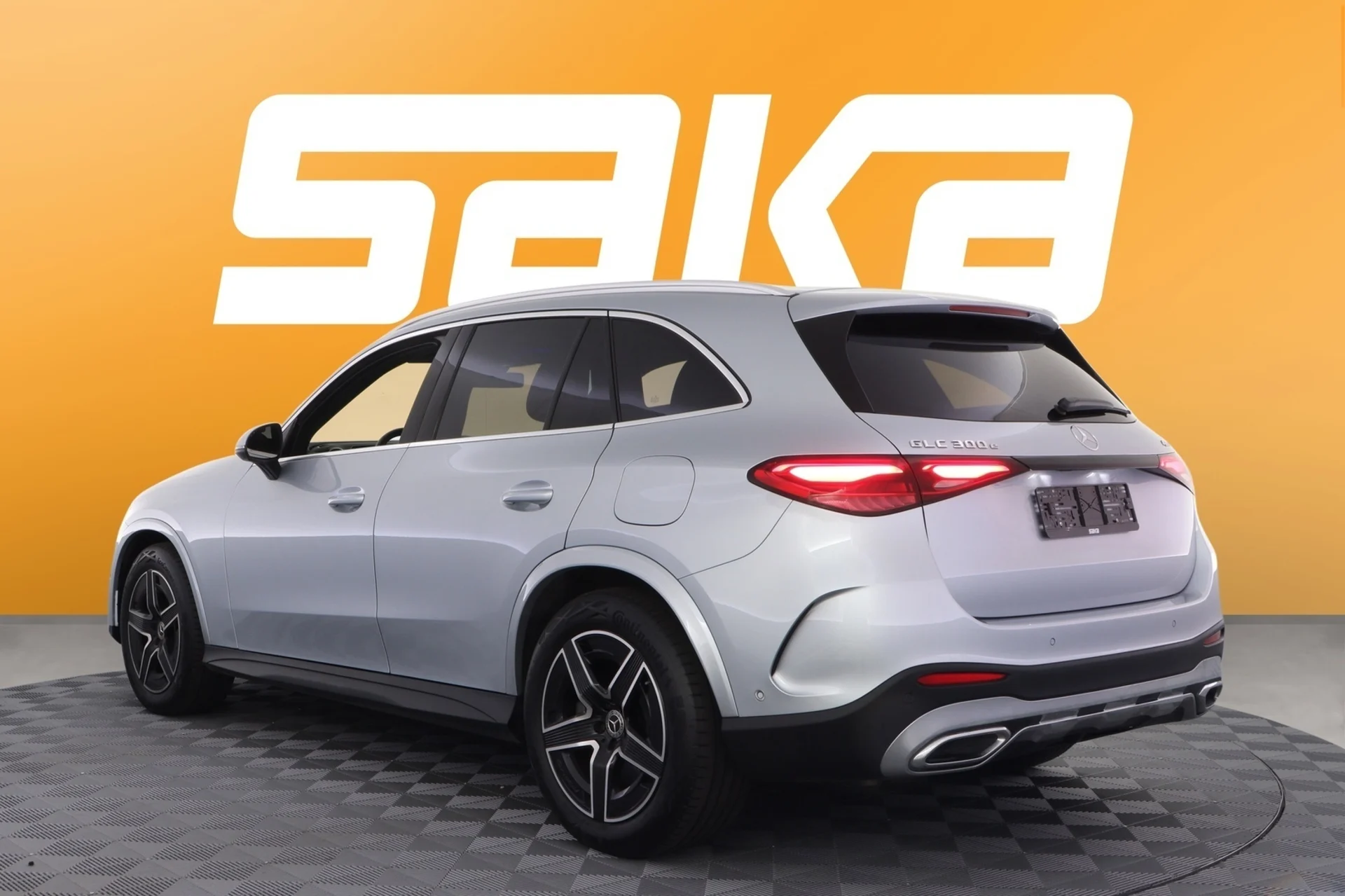 Car Image - 1oQ3l4ivVcJzTJ59PwiQGa