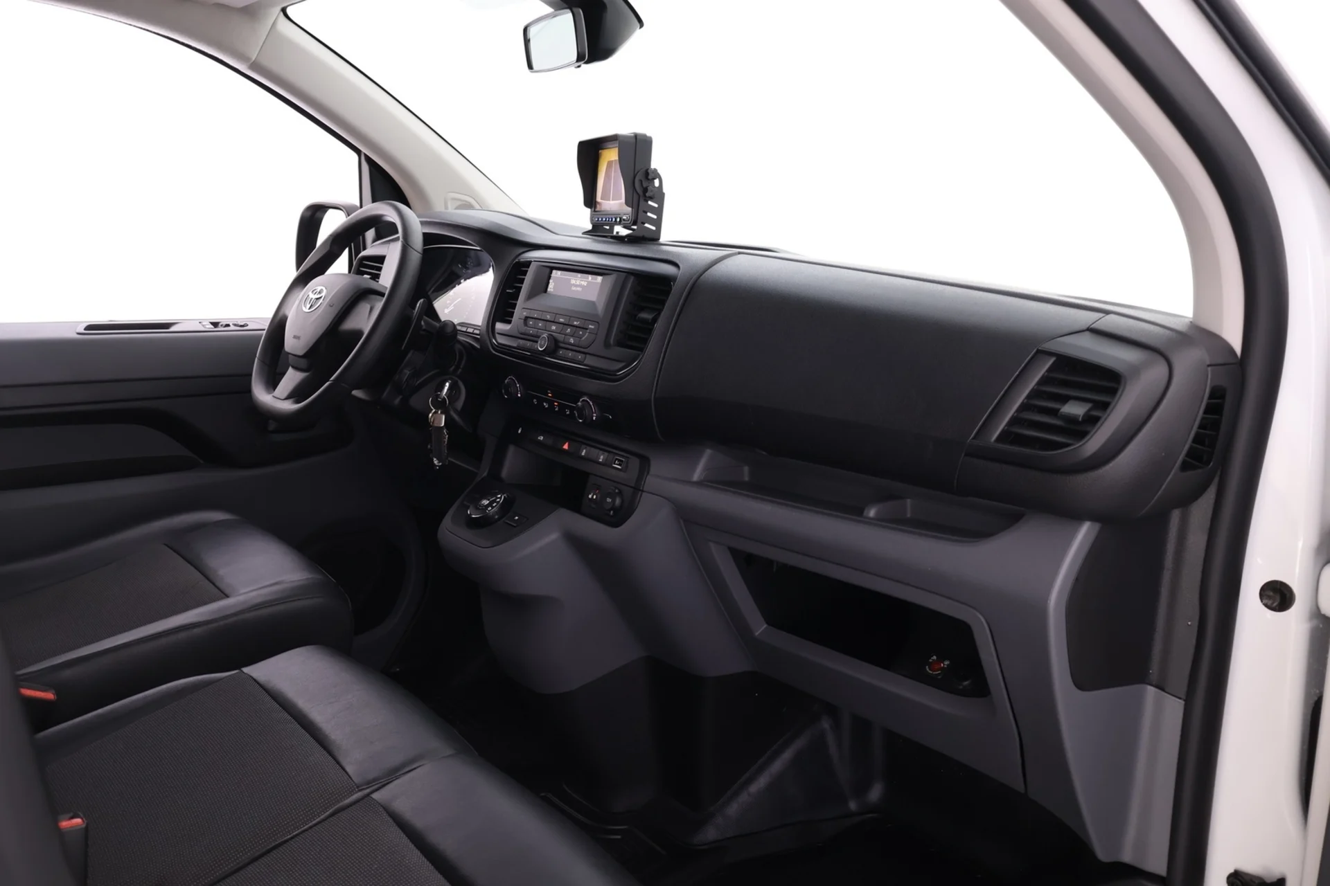 Car Image - 7AicrGbSDnw677344DfUH9