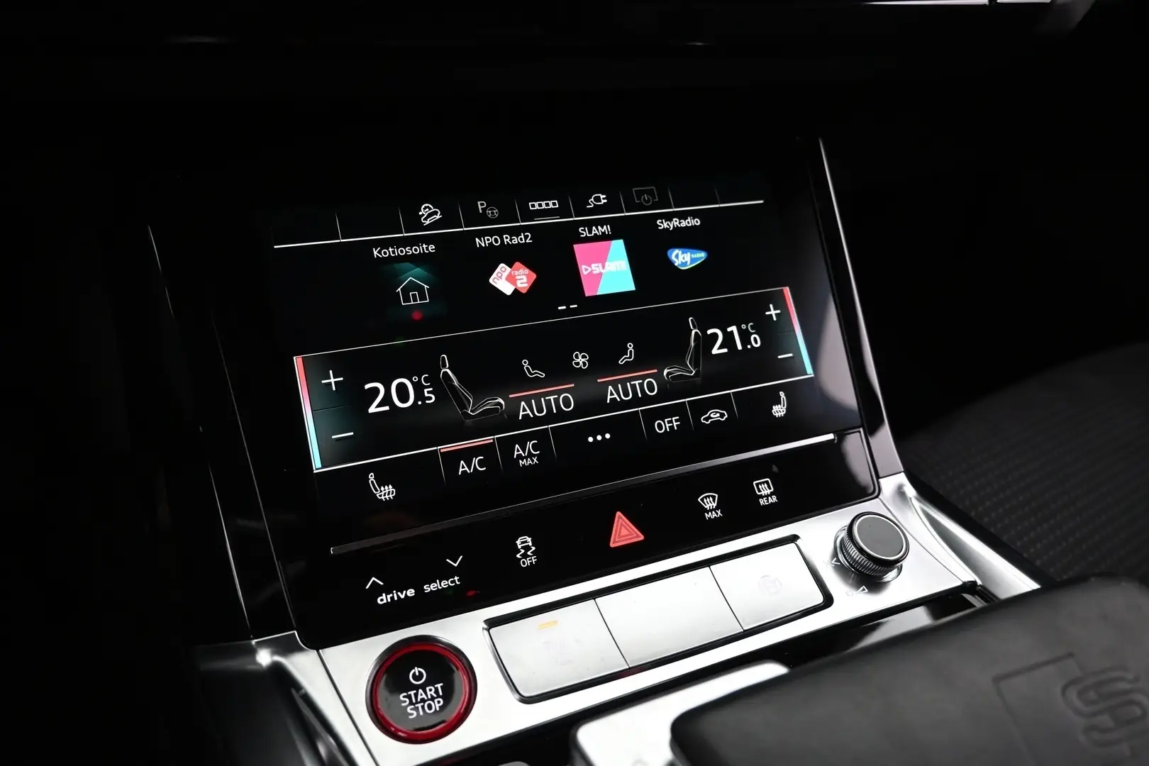 Car Image - G7NRYgIgJqqBdutQO3psc