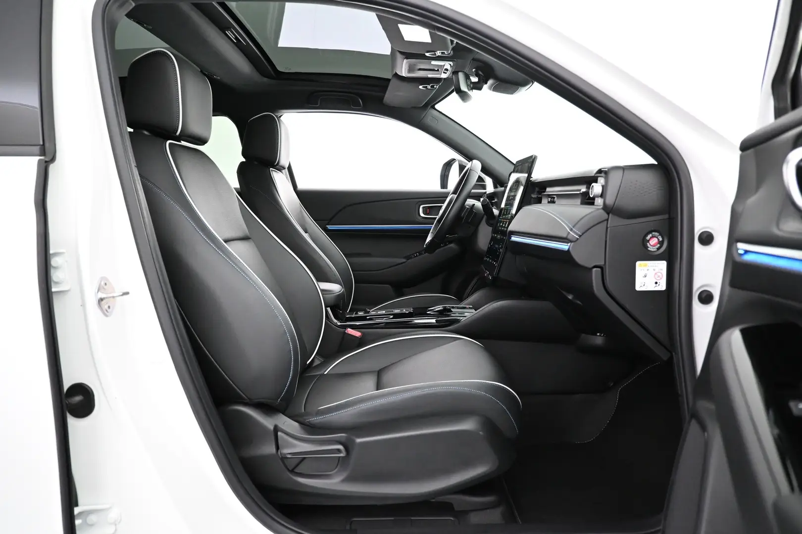 Car Image - 32QxhPU6b4Yv9gpTHEVfHF