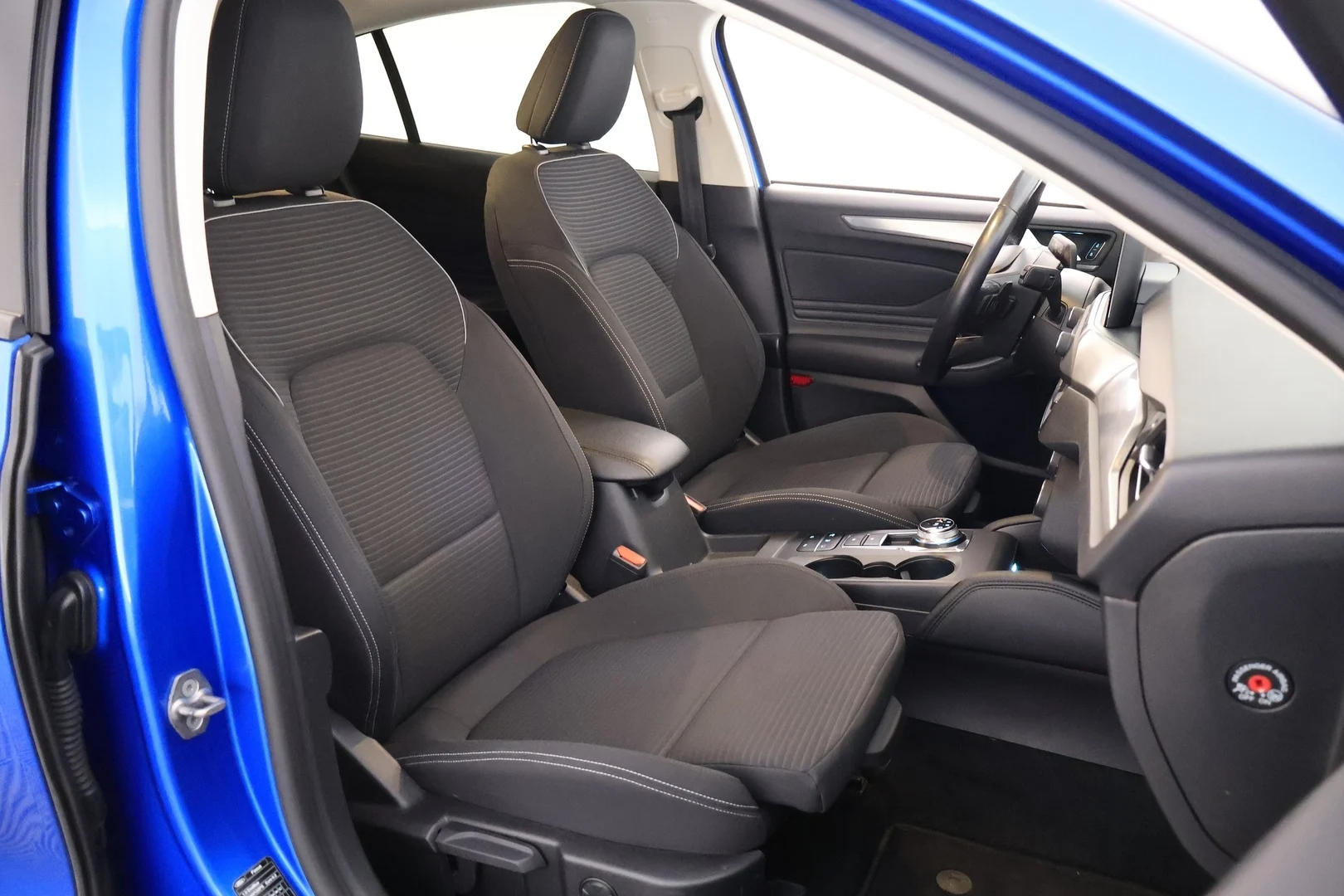 Car Image - 3i9zS8hWChQzrkgpa6OKD6