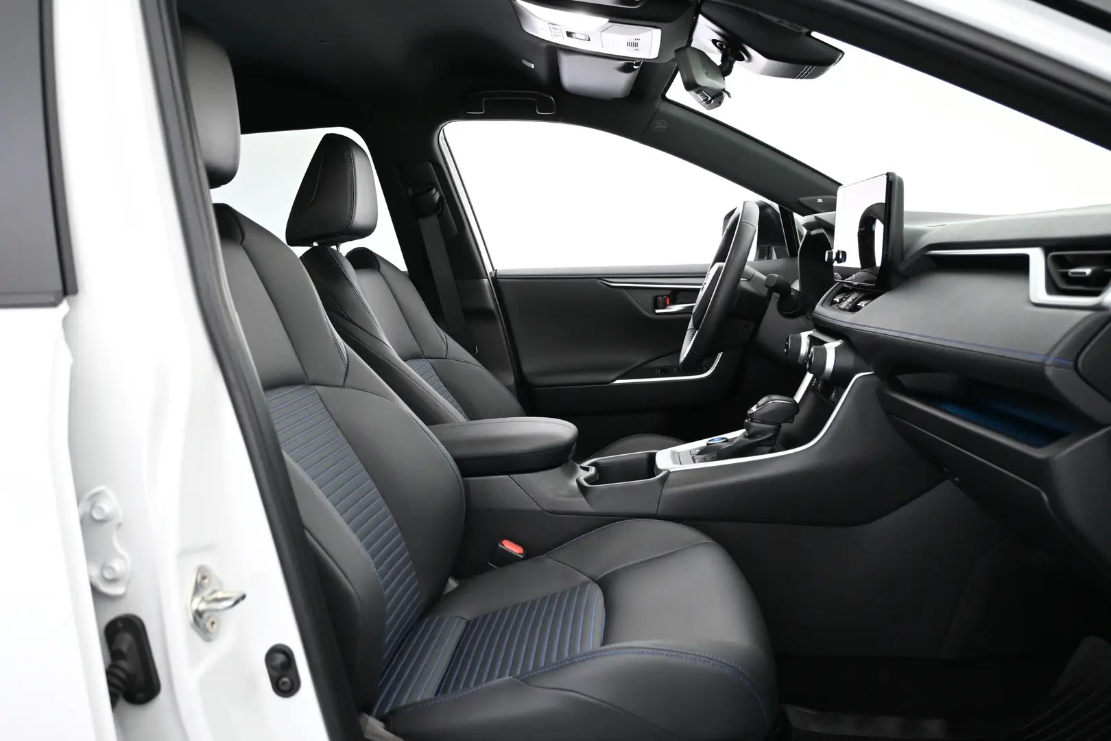 Car Image - 5X4qESHtDXe0hP7oK0jbfq