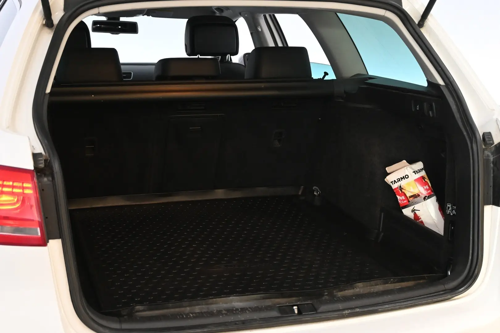 Car Image - QJYxnzYCuUiD9bzQGnQhi