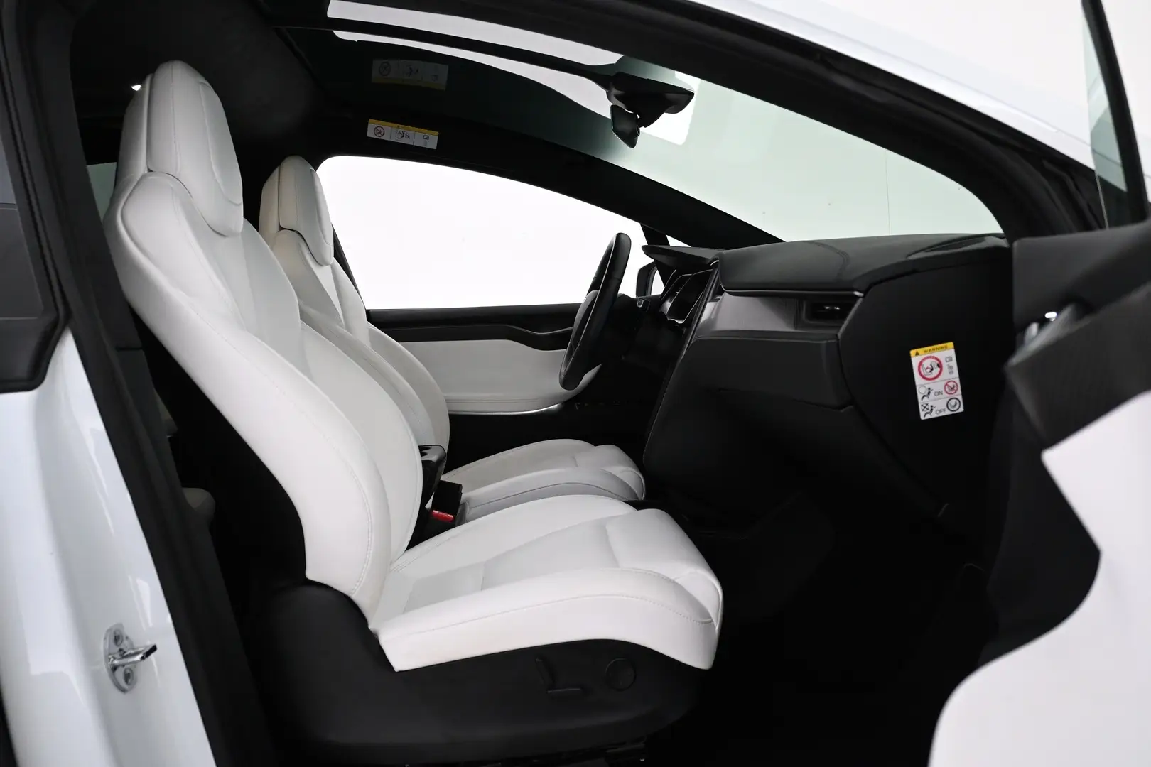 Car Image - 4CO1LuHUHCBgAf7VvBQmvy