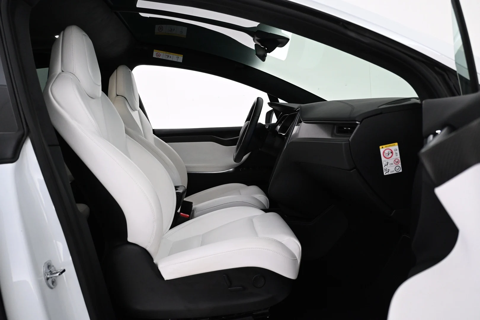 Car Image - 4CO1LuHUHCBgAf7VvBQmvy