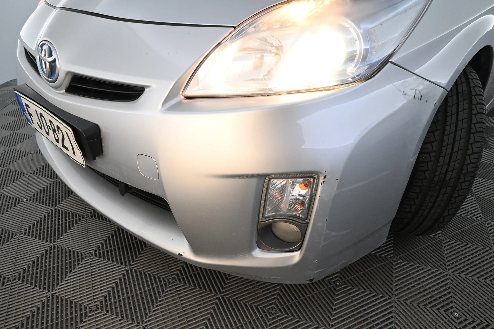 Car Image - 16Y1M7k3GdNaAiVqEKyetM