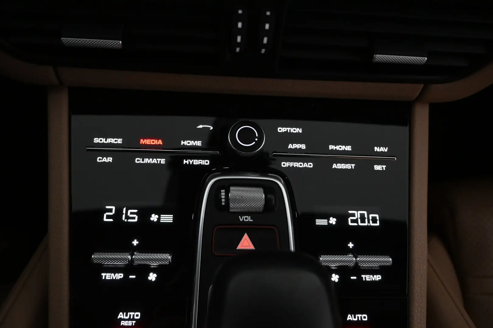 Car Image - 3AFkhPA6BWbNR0MGsWlOcd