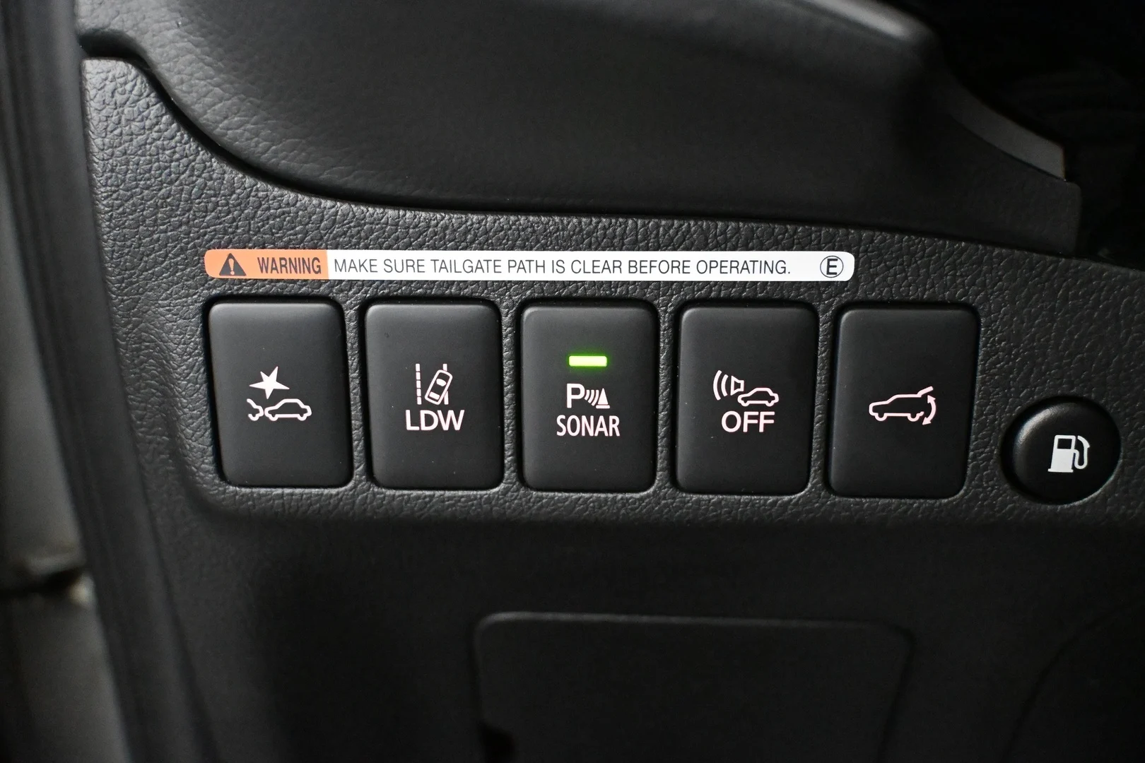 Car Image - 40vgJmYeWew0nofSkwdpcS