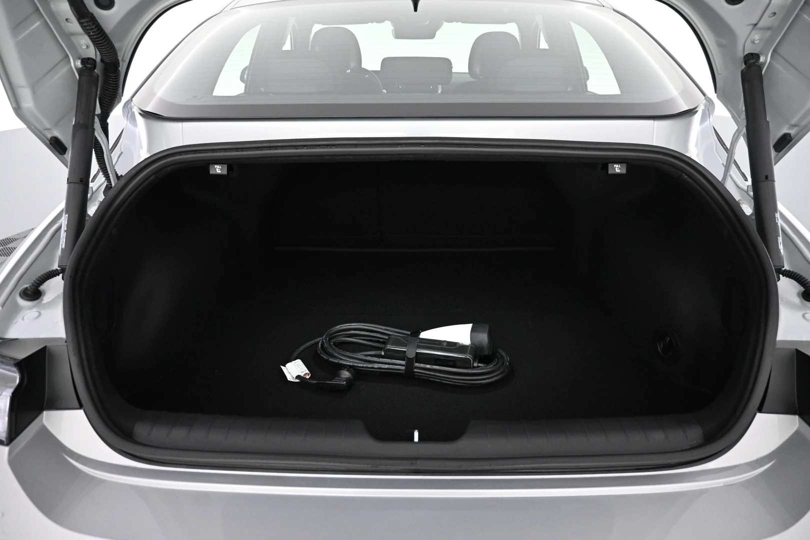 Car Image - 7c4k4r0LDB93WTAa3pS4fr