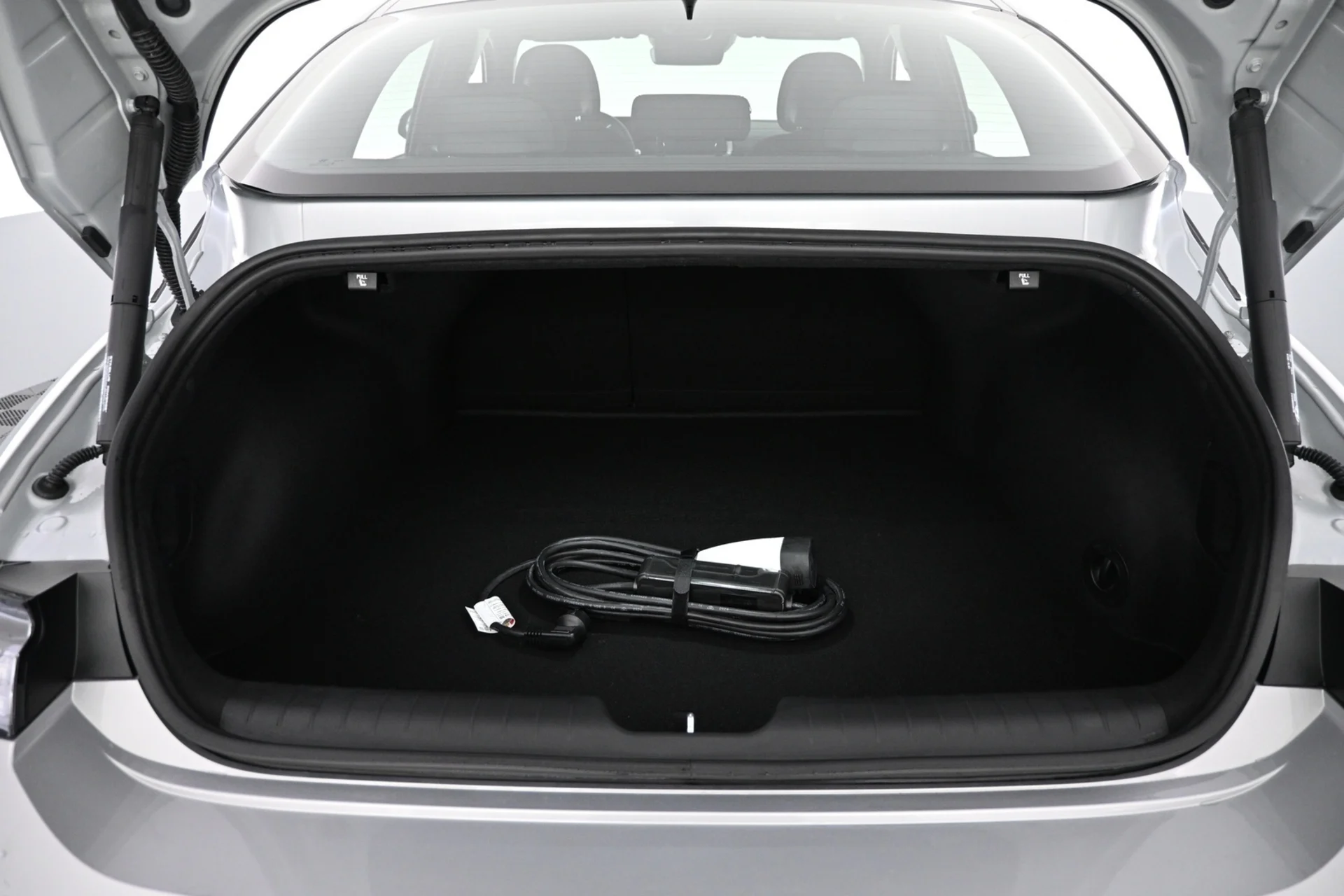 Car Image - 7c4k4r0LDB93WTAa3pS4fr