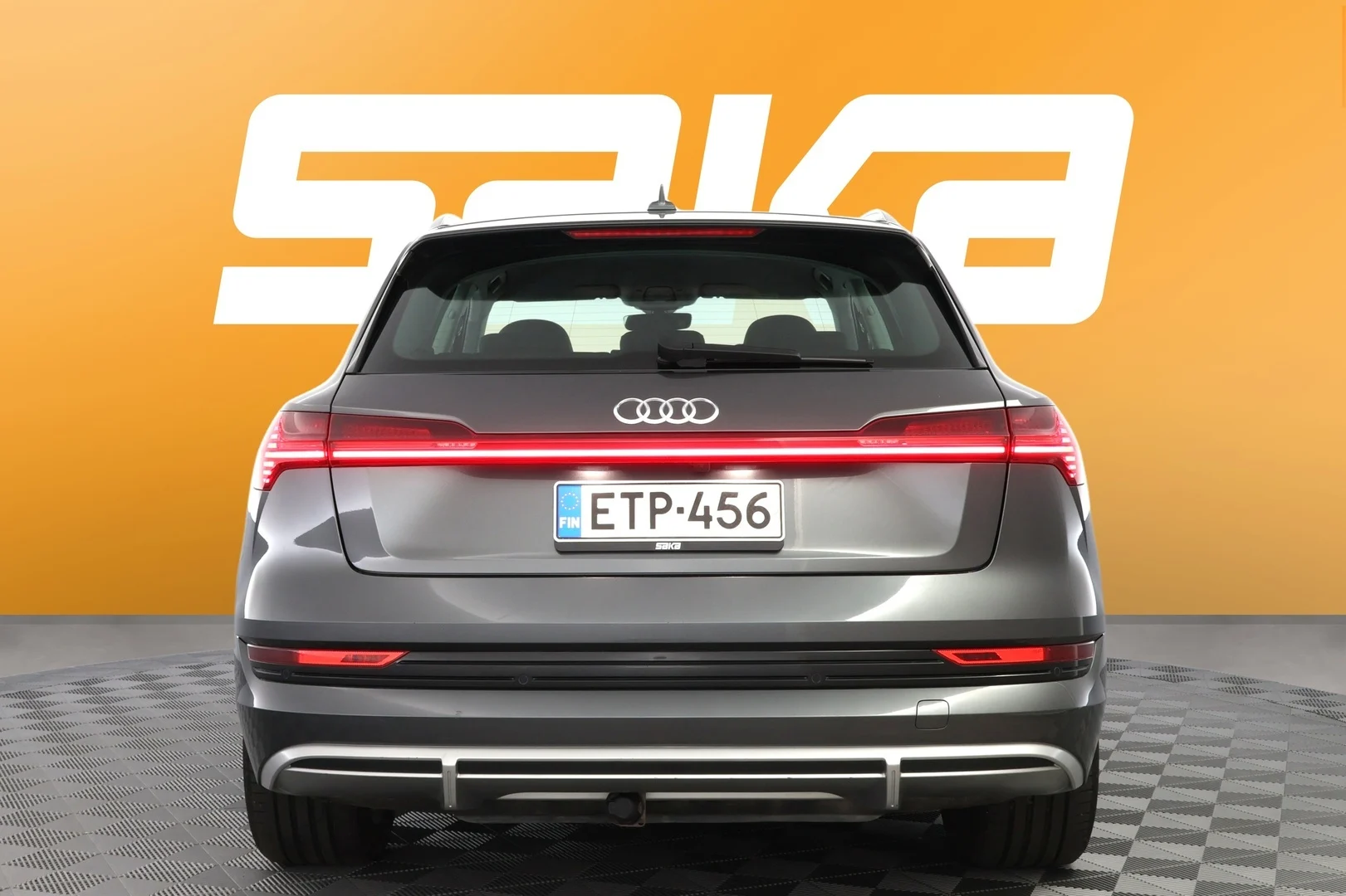 Car Image - 64k4BtwrddXqSjbX3GWmnl