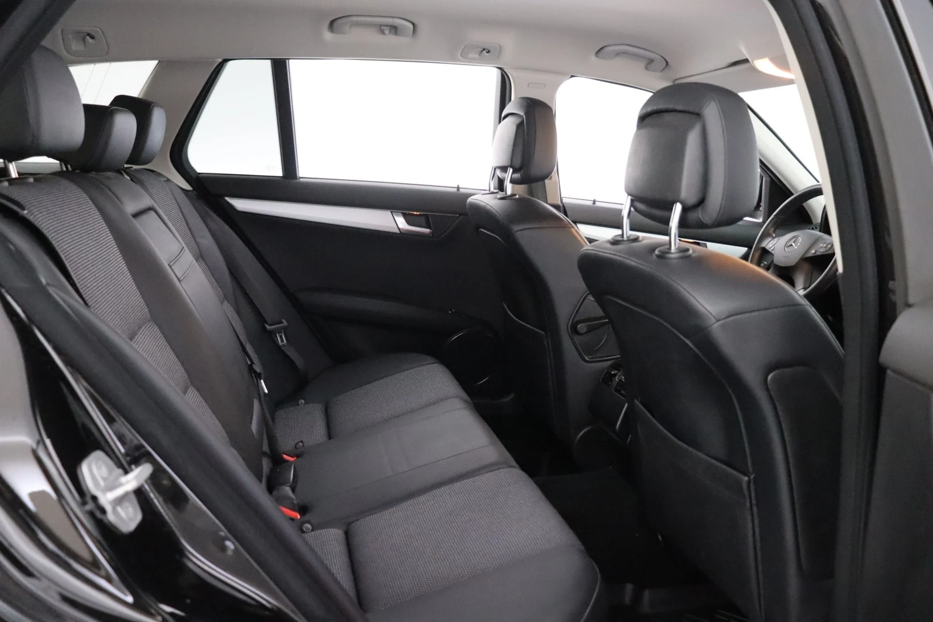 Car Image - 4QtBc7XJ2LVAp6dpCqZ0Pz