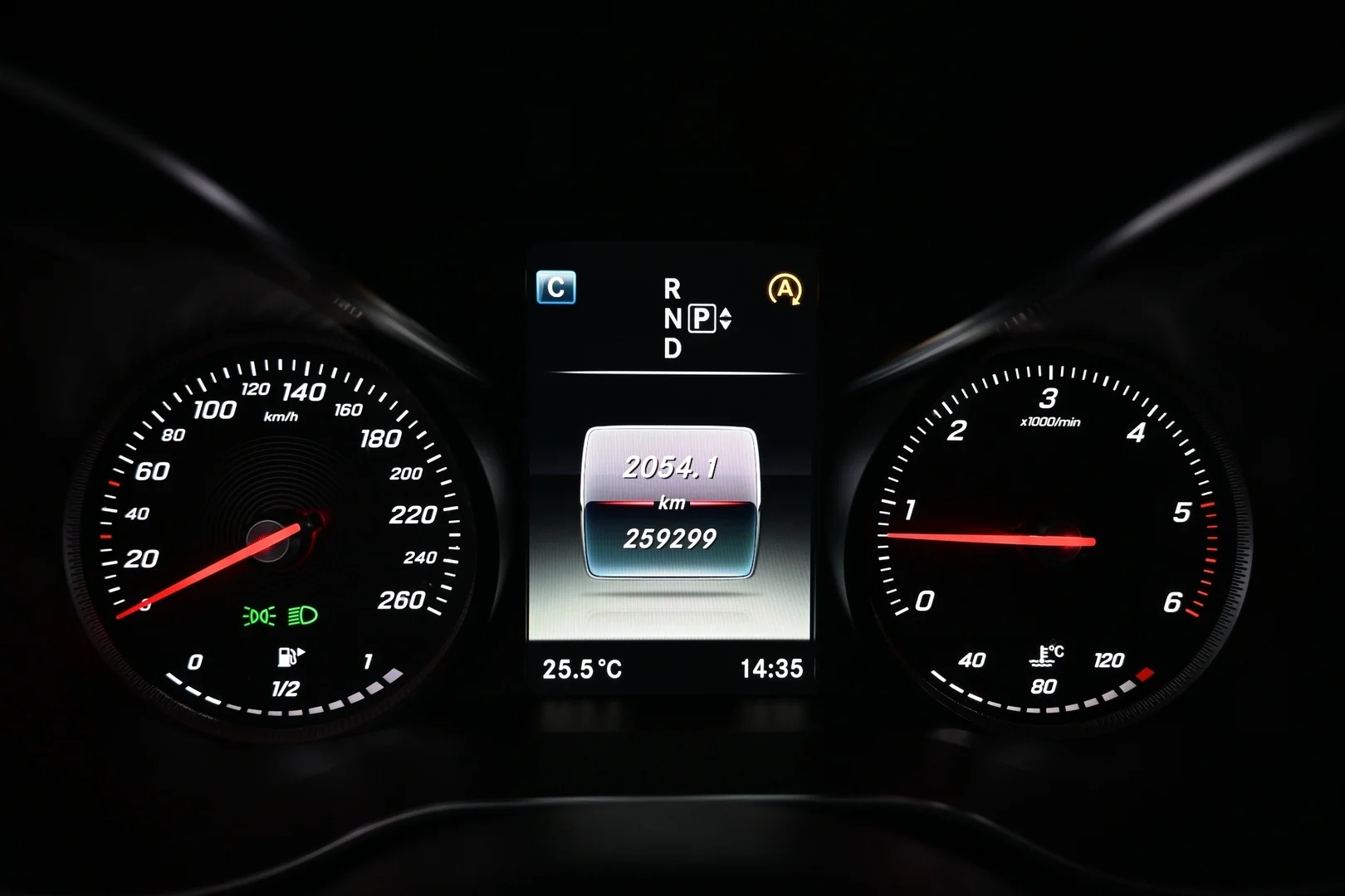 Car Image - 2kEhJ5WQv4aHlnbVle5uL4