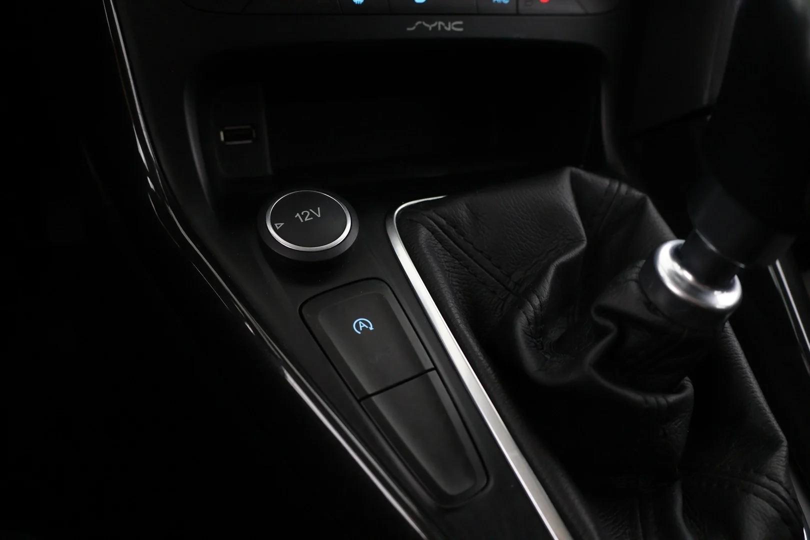 Car Image - 2W5QGv9oSNmCoGiWUTURFO