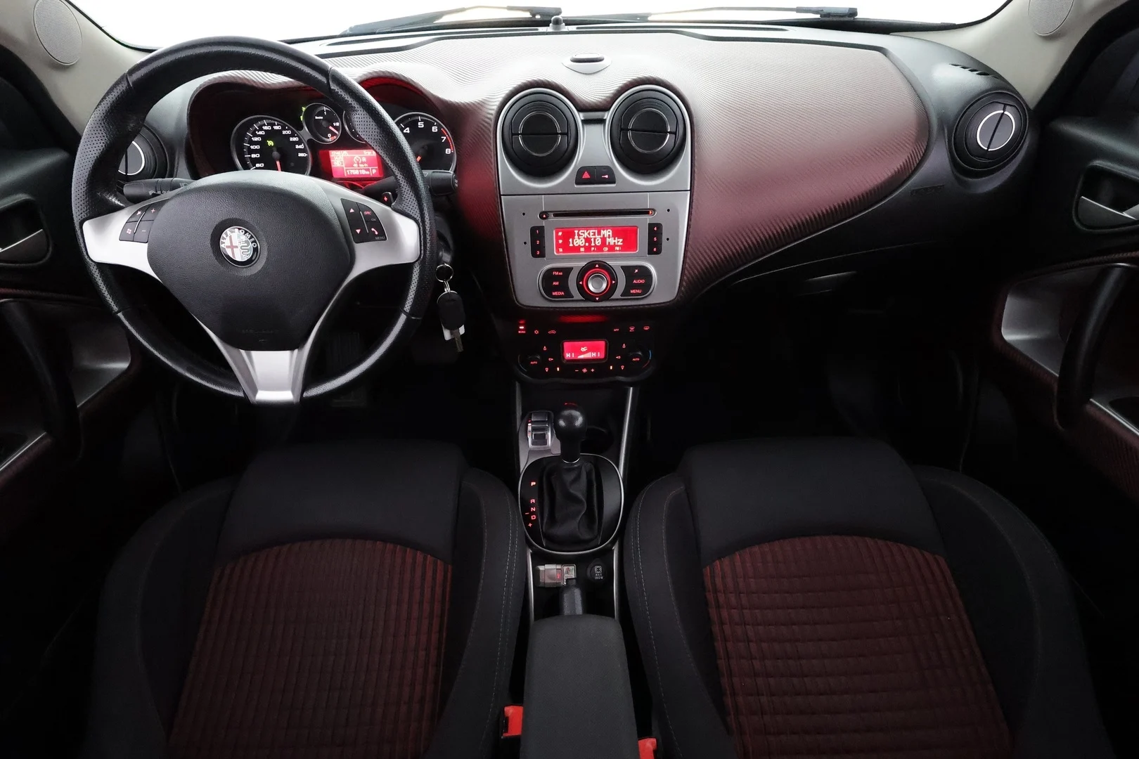 Car Image - 48kqMDcM0lTzXrXPMv5Nf2