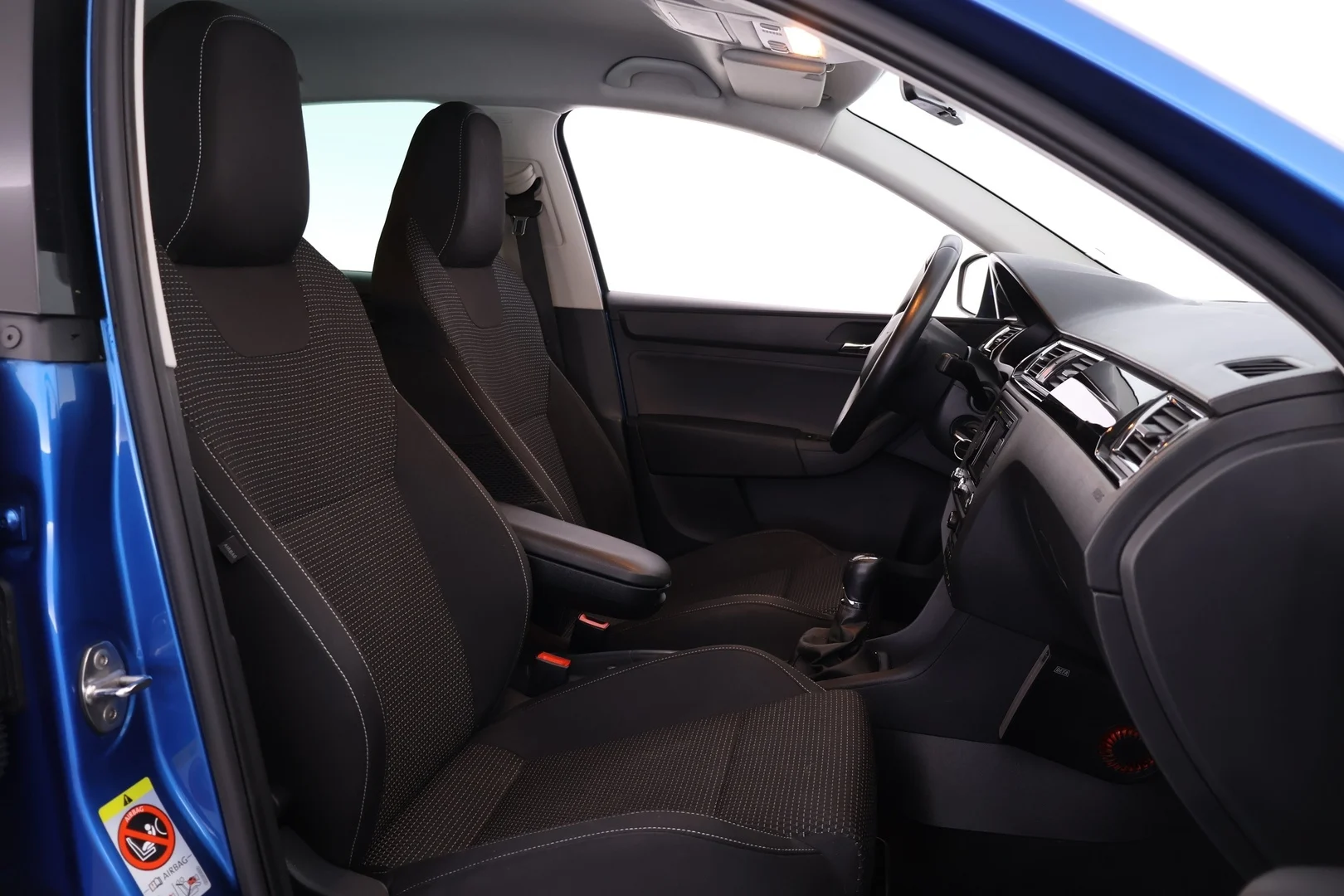 Car Image - 2ol3rFYDIyNrD53CYK4n24