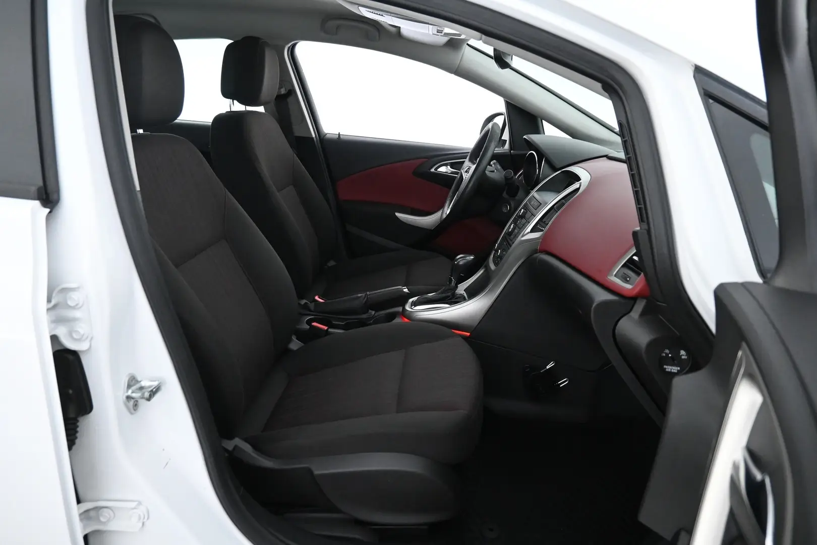Car Image - 7uFYxQgrBJtc8YTlYIZF09