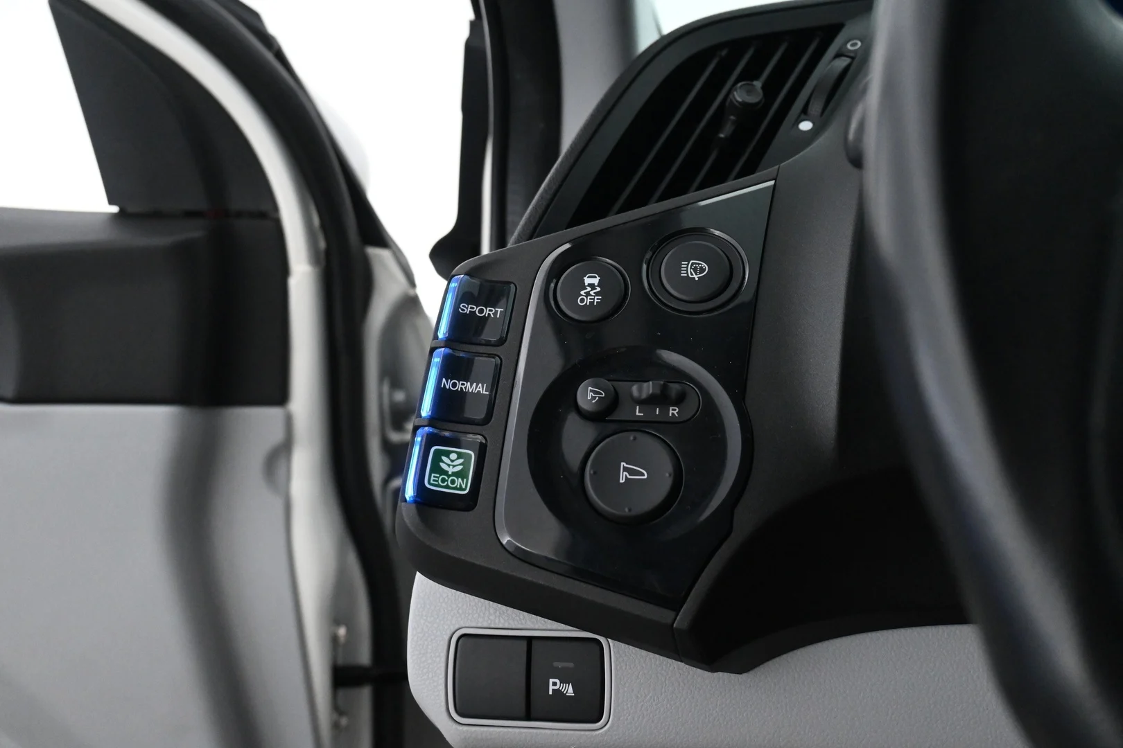 Car Image - 6kRtFh5HtiCKnXknJXTL10
