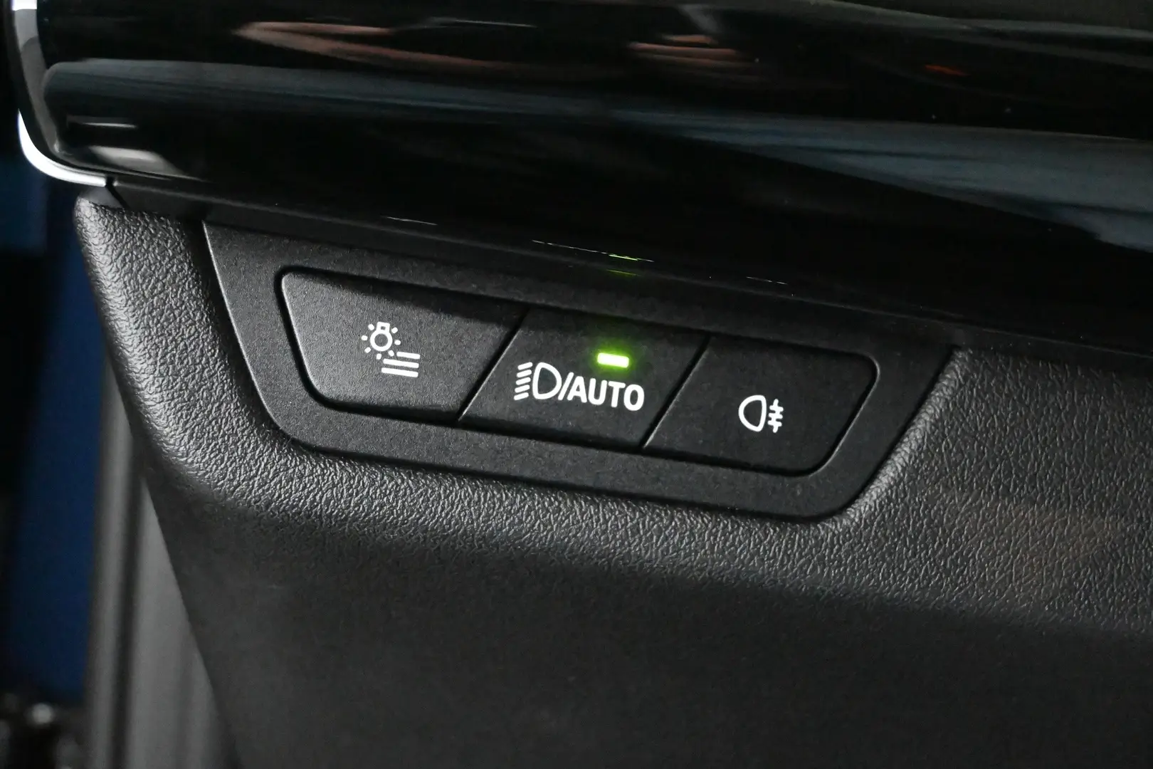 Car Image - 7bk4oTvp6eH3MgJbiqWiLa