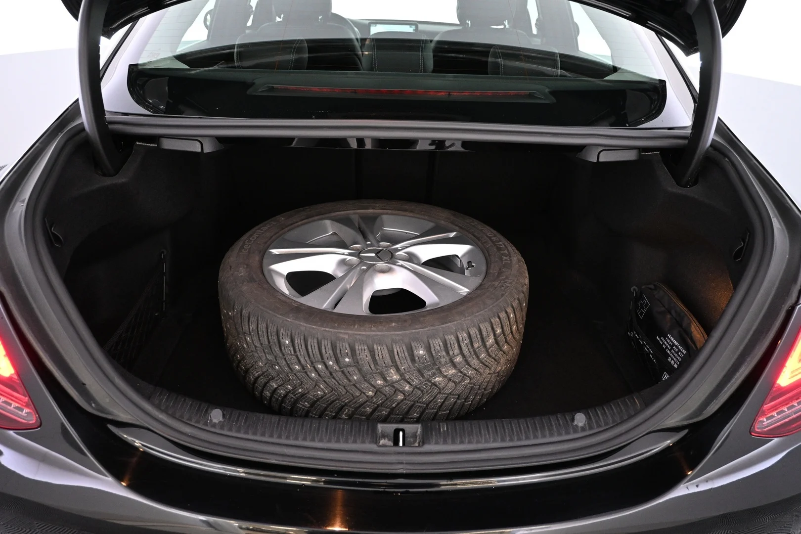 Car Image - 2l5jIZZMqGdARtvAuoLDzi