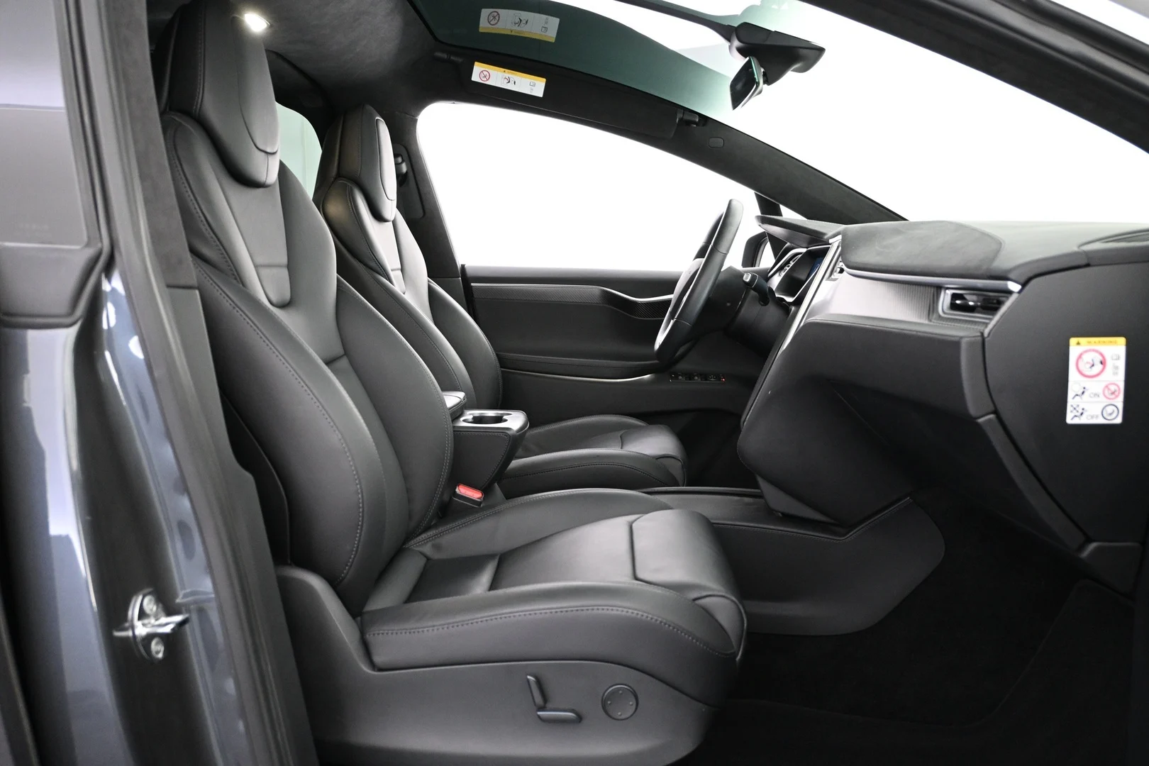 Car Image - 16luknG5lH26owTSSt5L1o