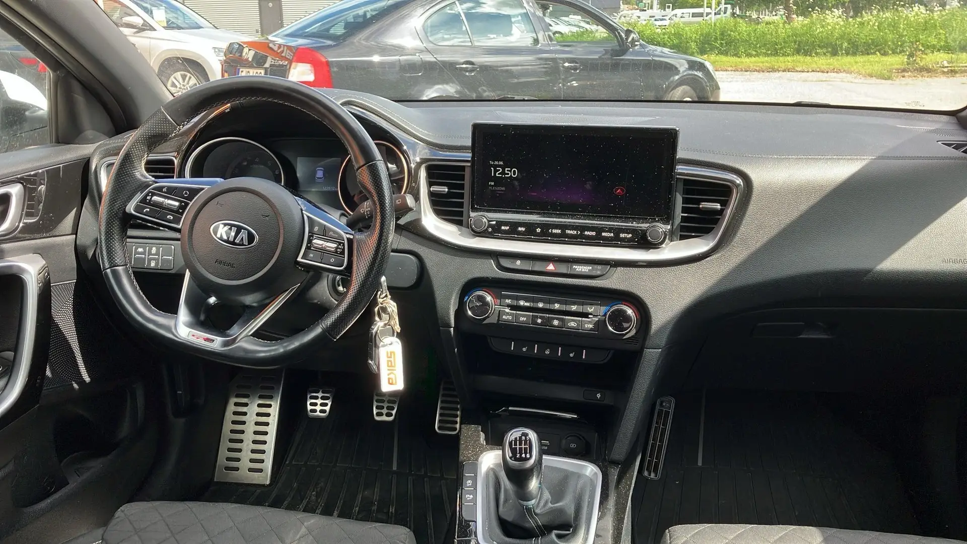 Car Image - 1voyPAdpsxjxHGBaH6Xwac
