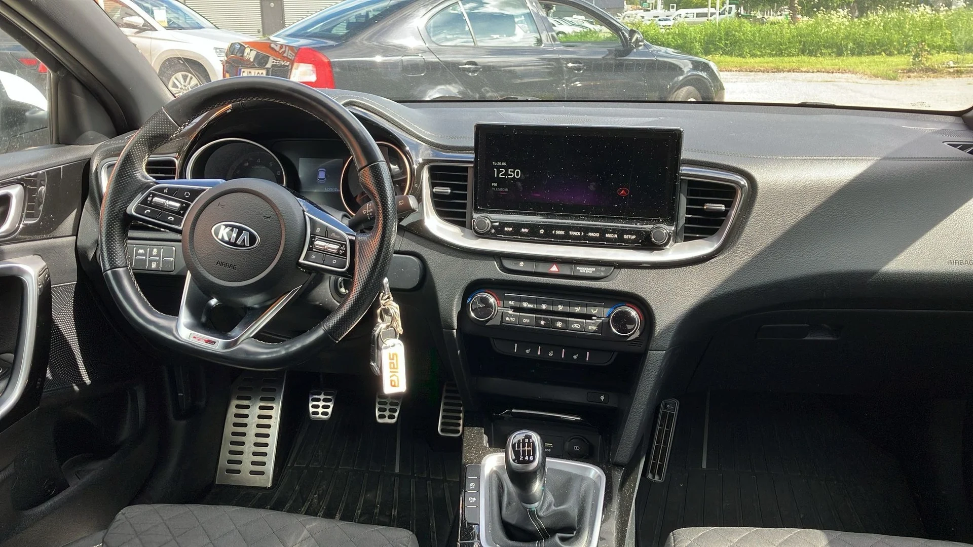 Car Image - 1voyPAdpsxjxHGBaH6Xwac