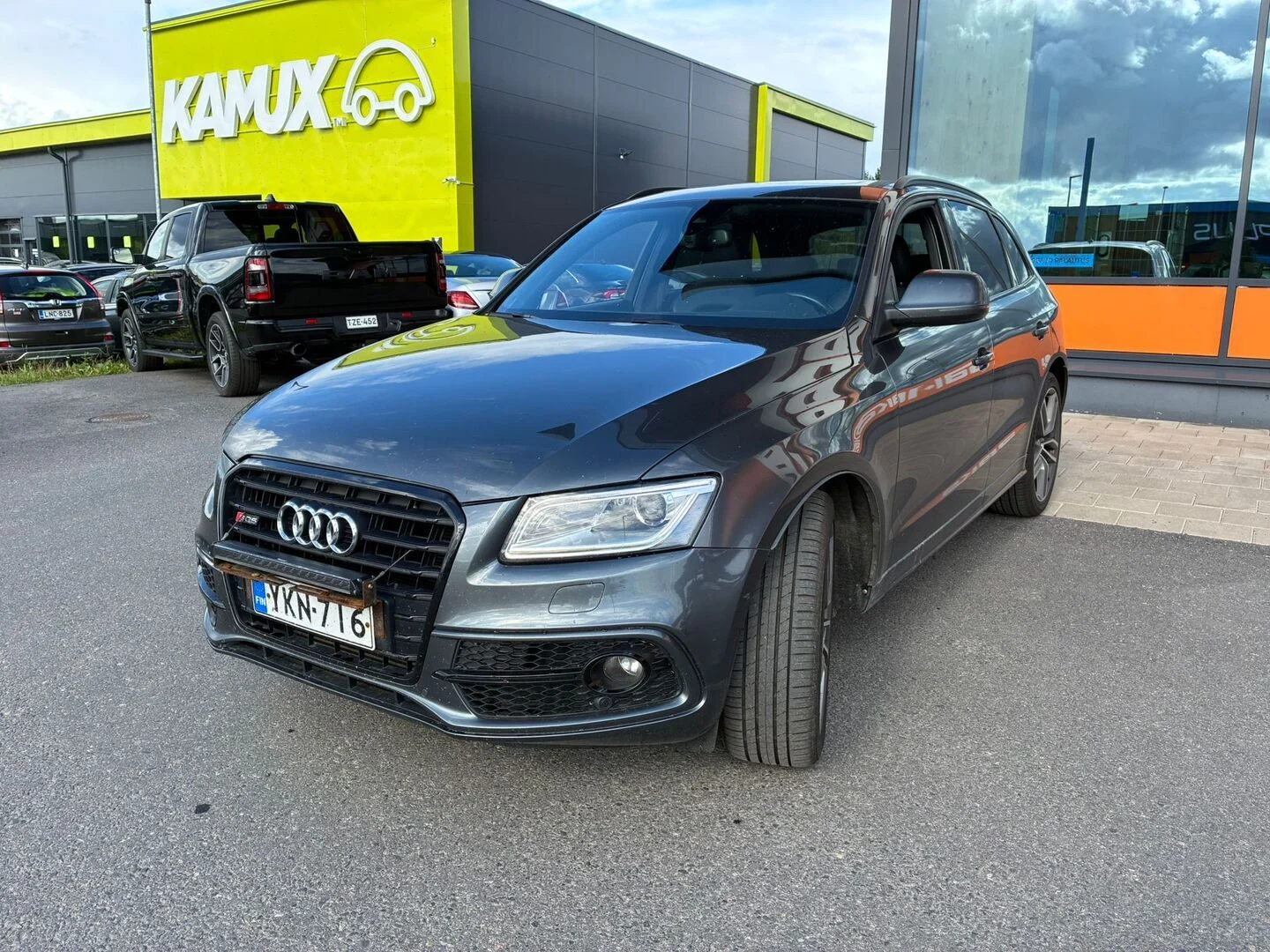 Car Image - 4GfjI7PssMFtFKkZgCNnmT