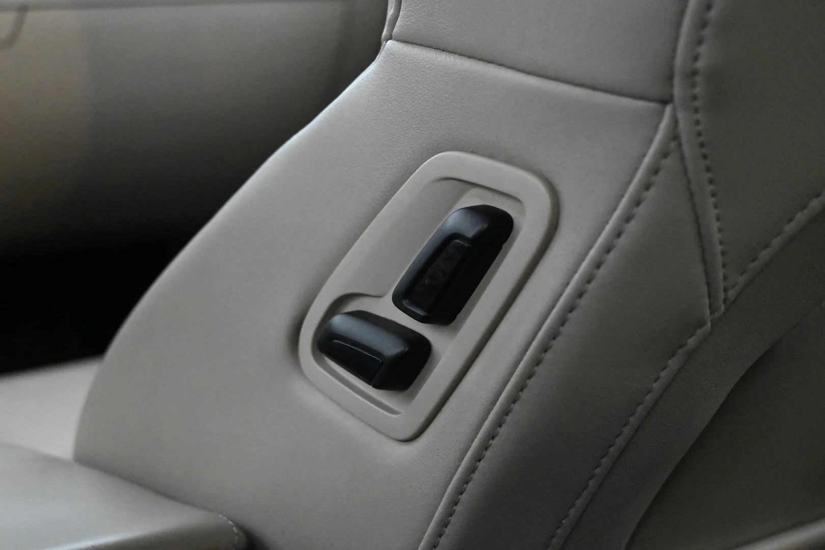 Car Image - 1OH9ZvhYfVXhF1khirKzEz