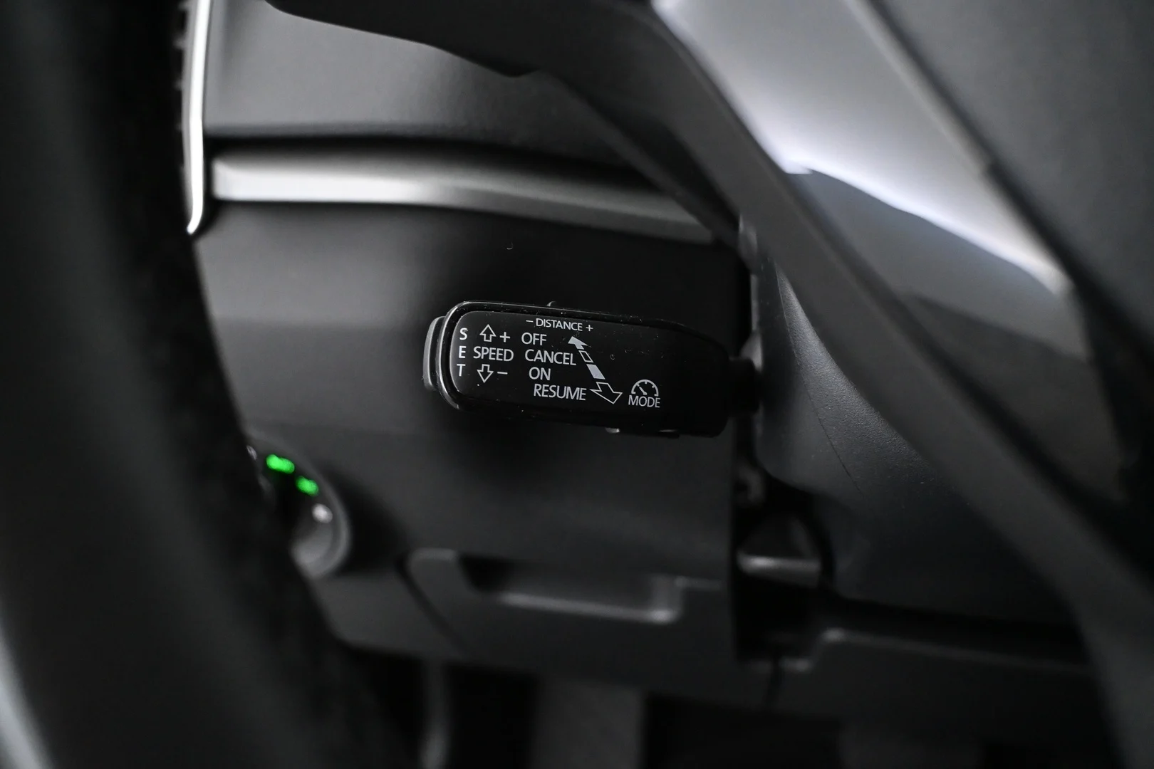Car Image - 27ApwB9vBT6s1x1Sry2OyV