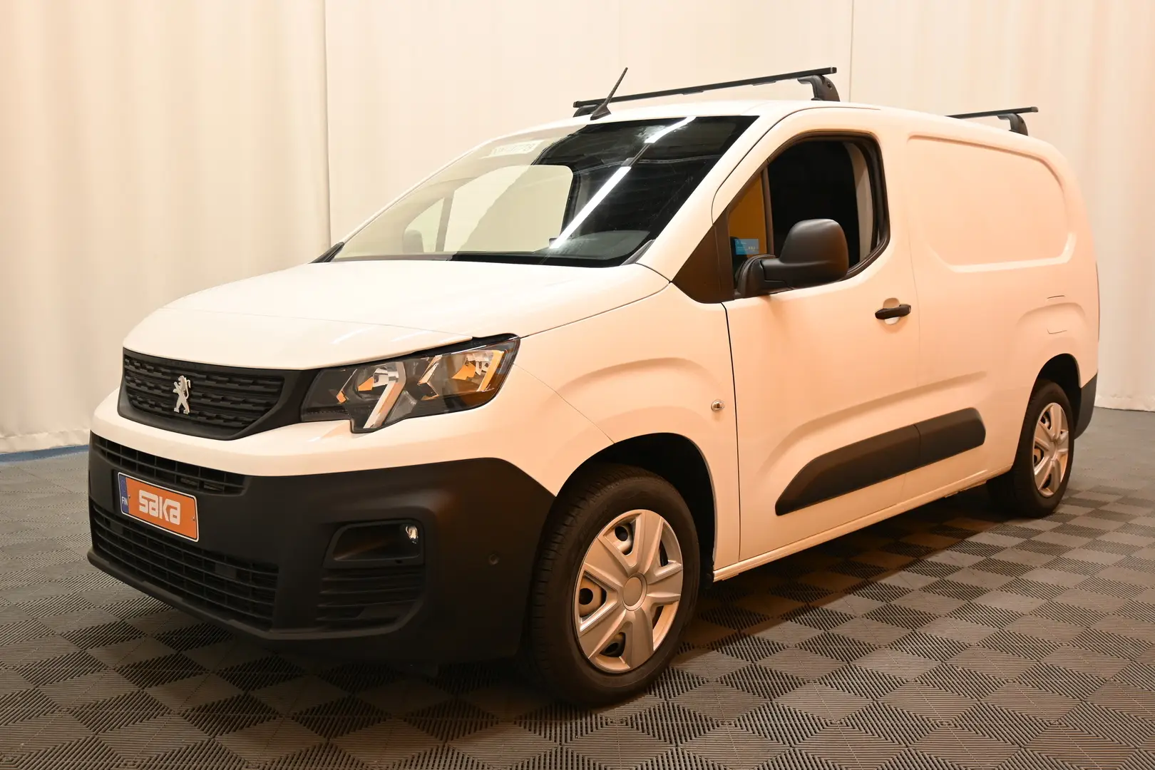 Car Image - 1gWAgmjAxhmsJSMOpKmLRt