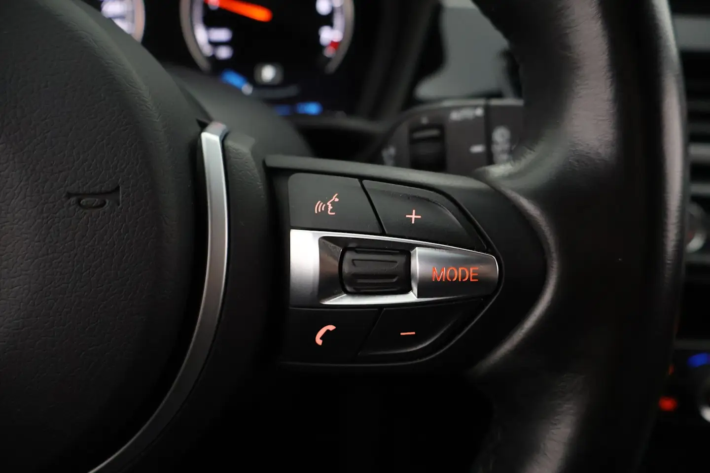 Car Image - 28OmVtr81YY9QiInBpXyv2