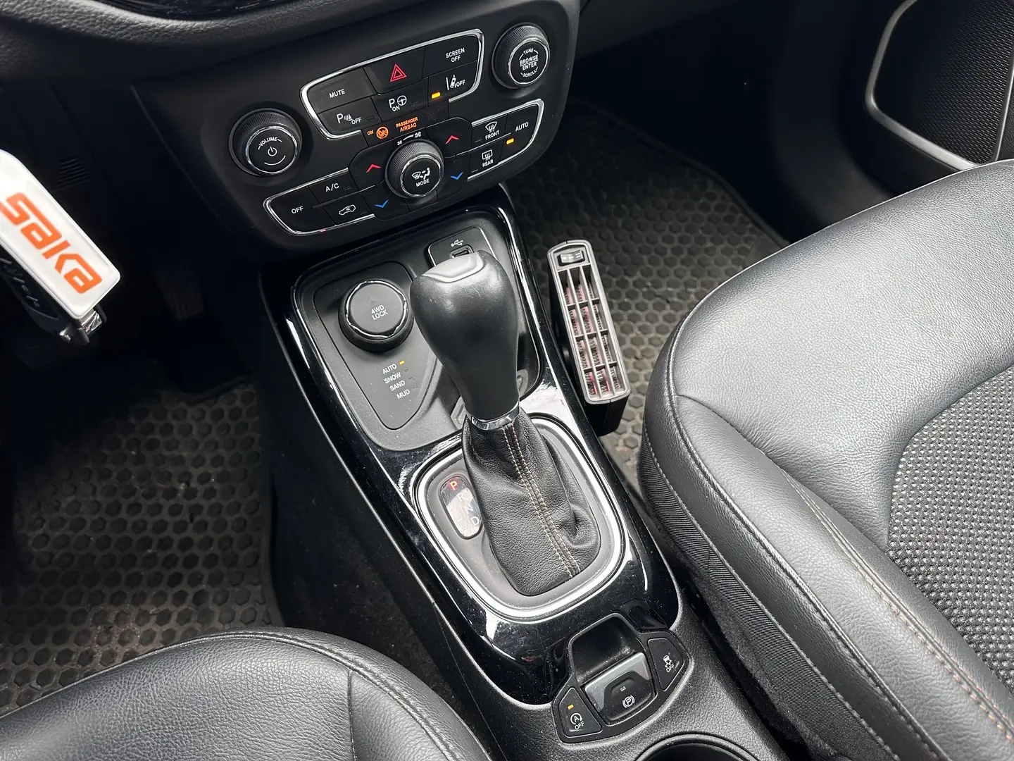 Car Image - 7kS6aF3LT4RlimUHk90vuY