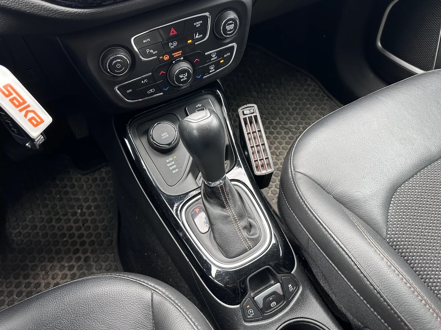 Car Image - 7kS6aF3LT4RlimUHk90vuY