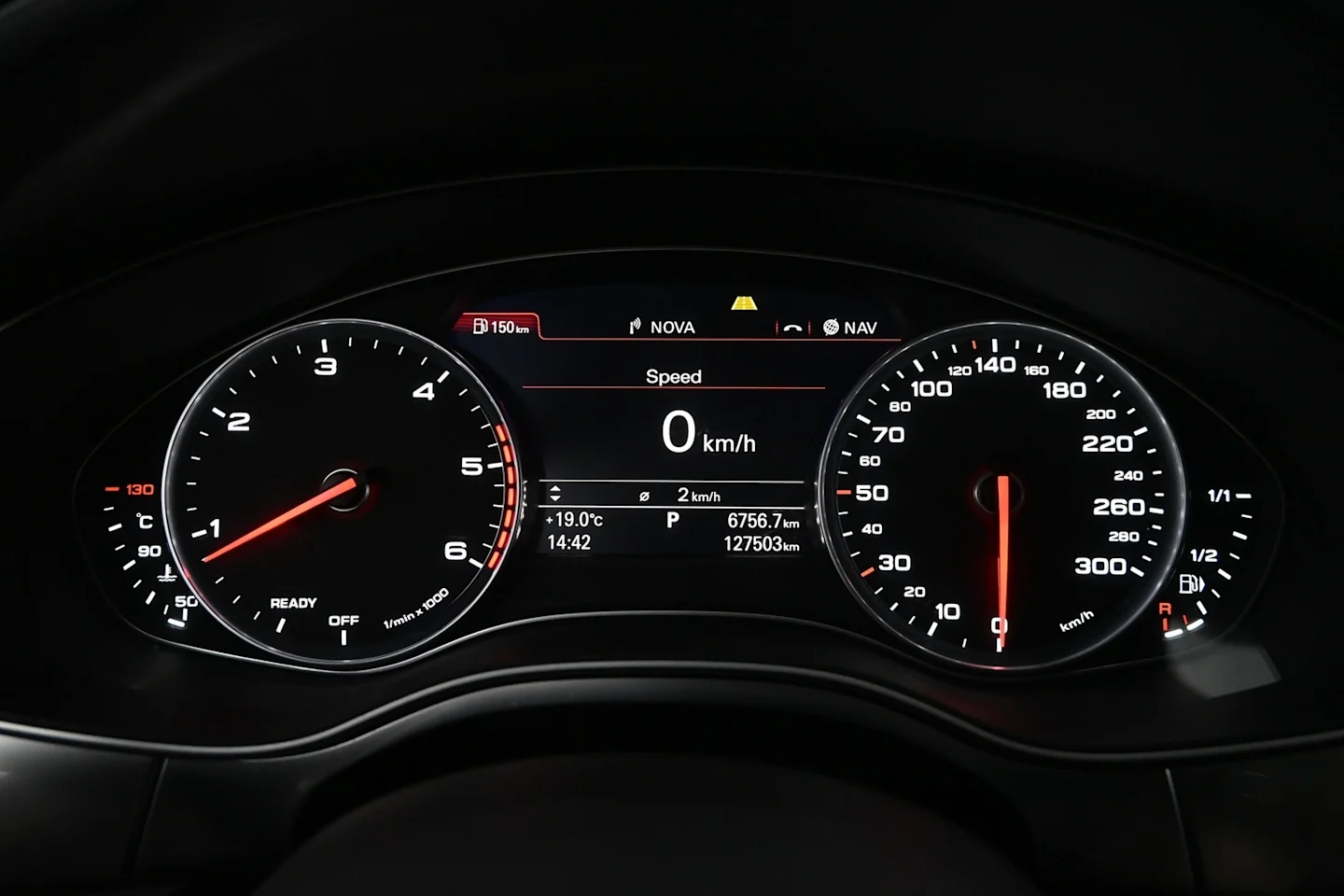 Car Image - 4vZA4TXxZTKUvXRzIKnhdy